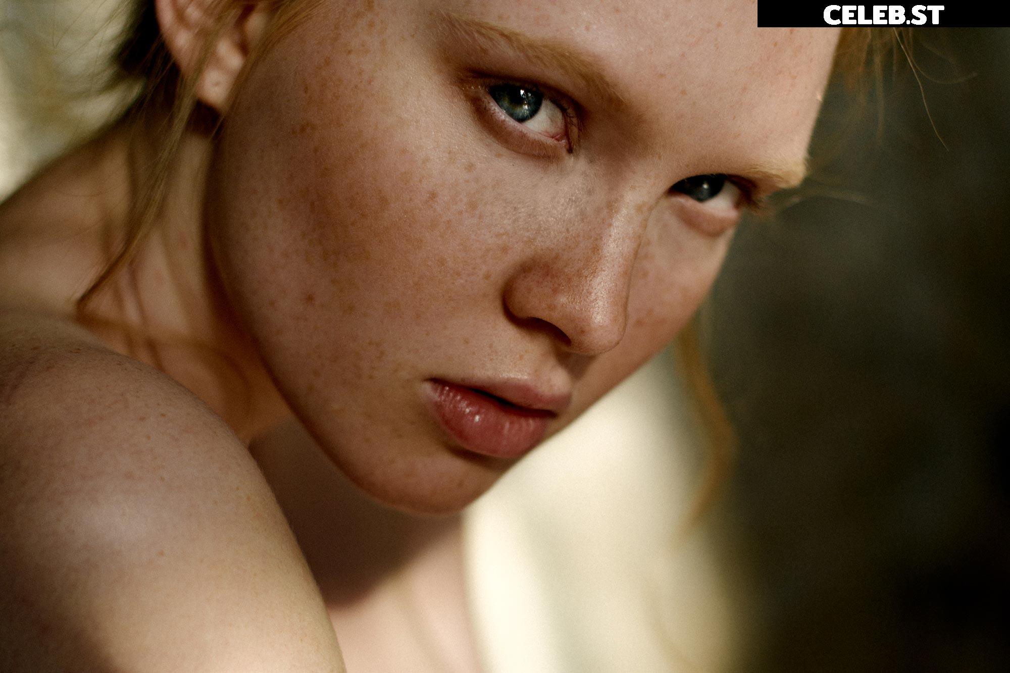 Arina bik /arinabik Image 10166518