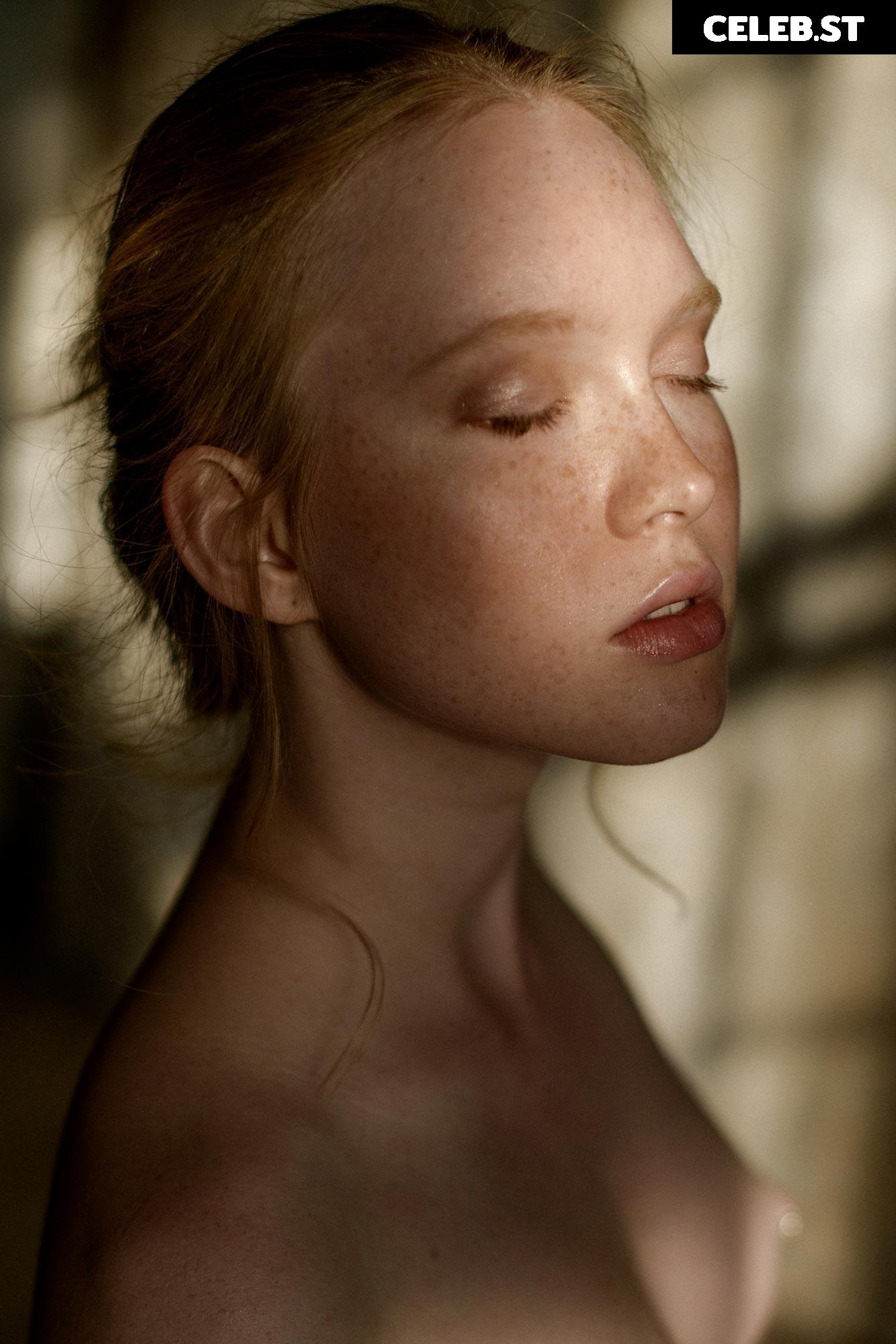 Arina bik /arinabik Image 10166505