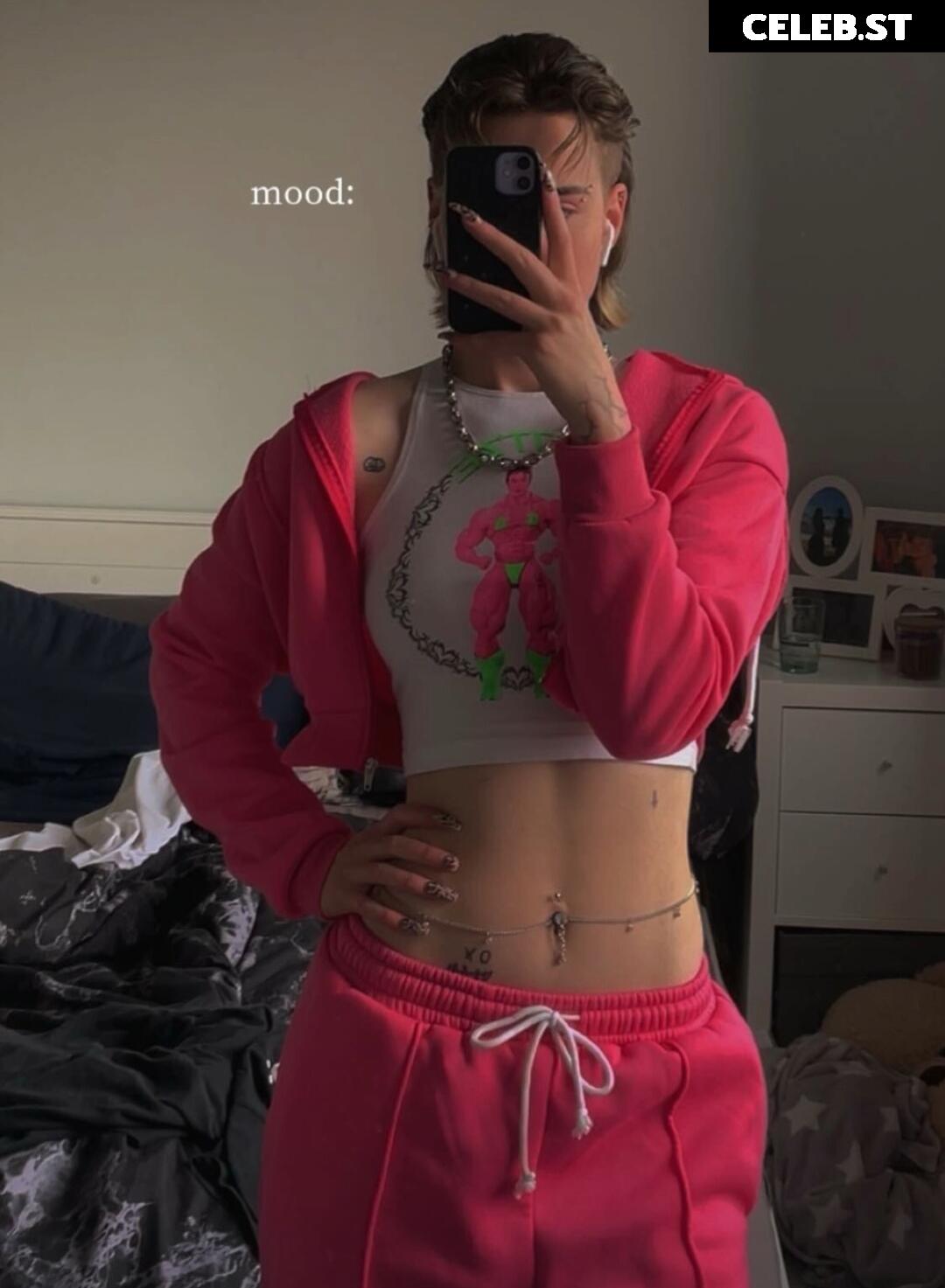 sky_stn_ / Nelee Image 10166080