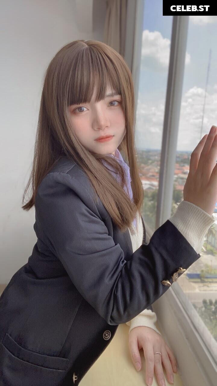 Angel chan | wlep wlop | menruinyanko_ Image 10161932