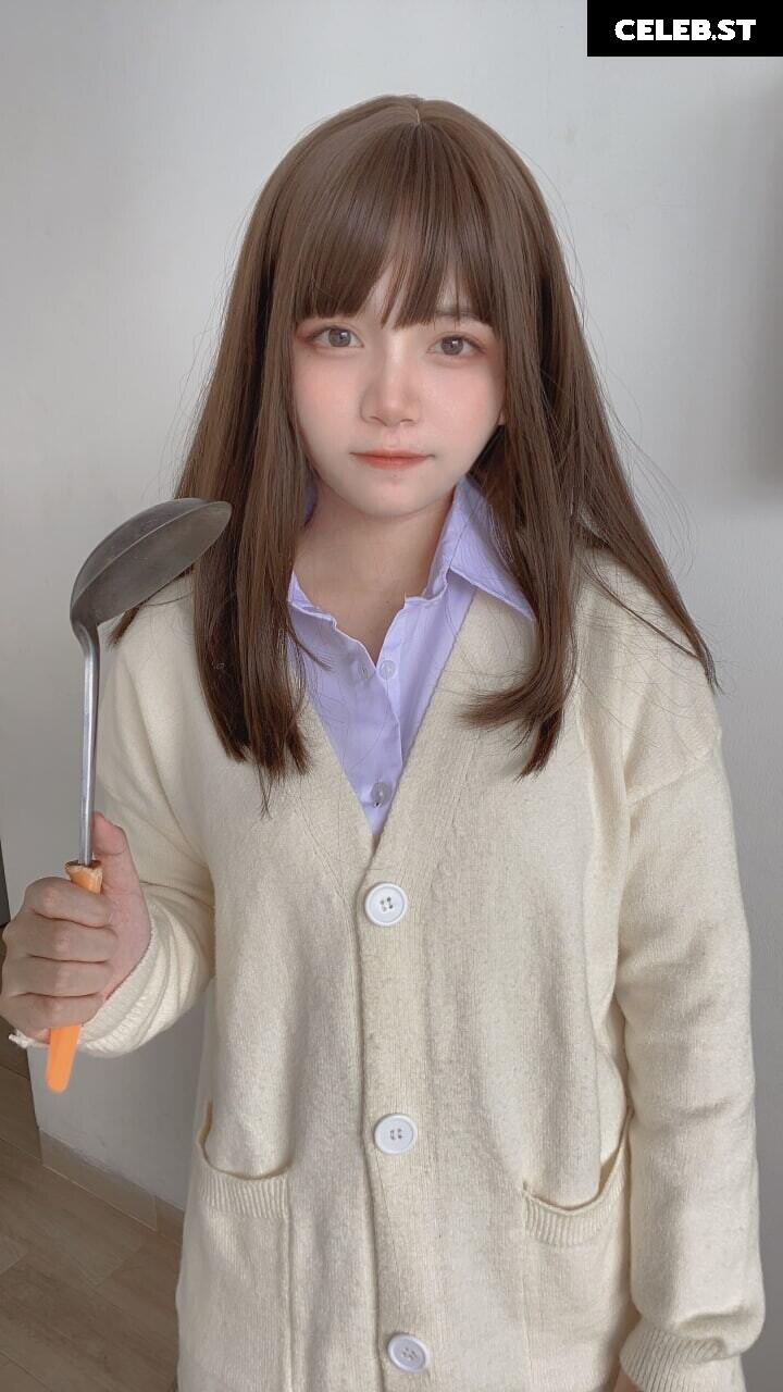 Angel chan | wlep wlop | menruinyanko_ Image 10161930