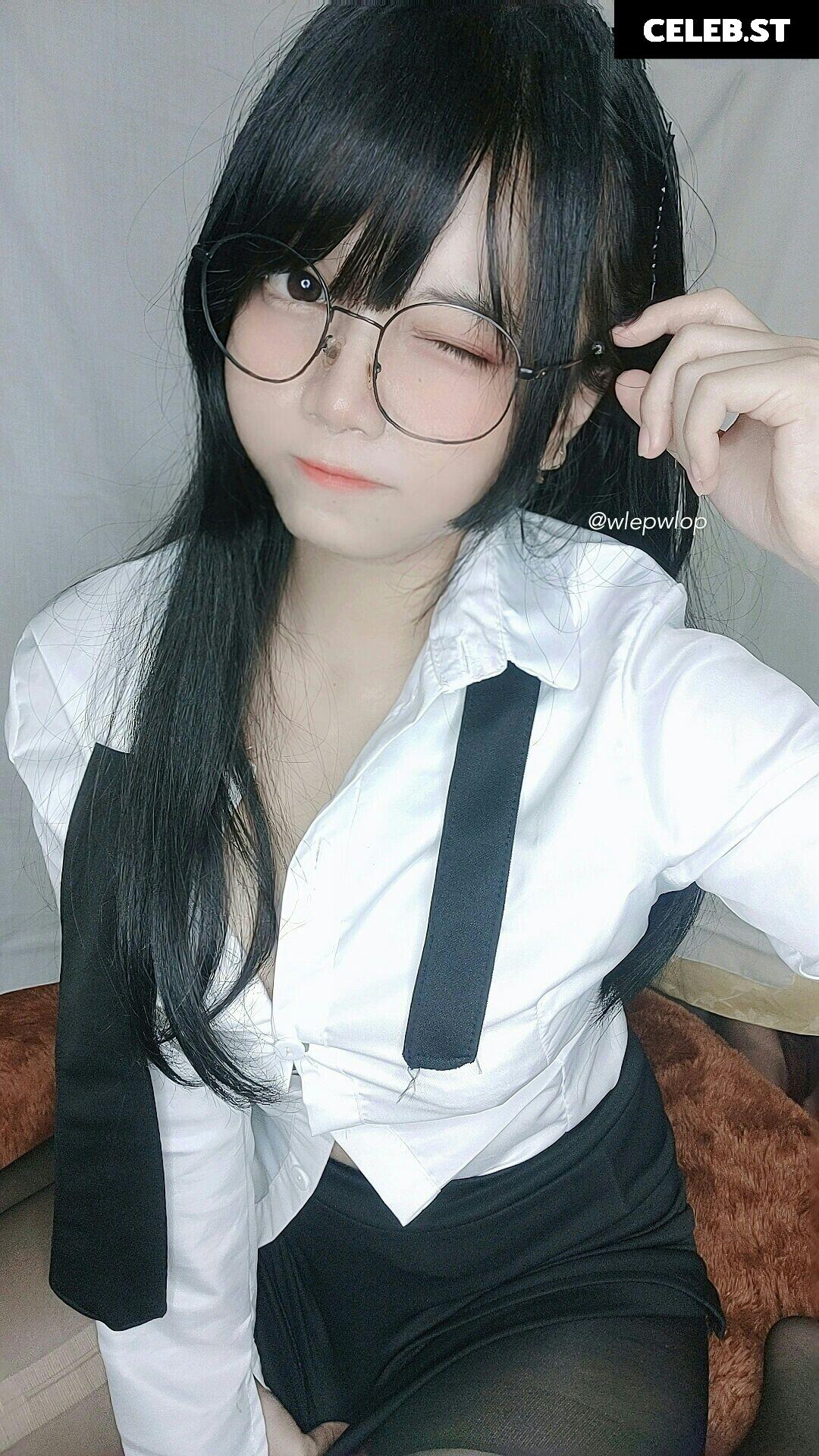 Angel chan | wlep wlop | menruinyanko_ Image 10161959