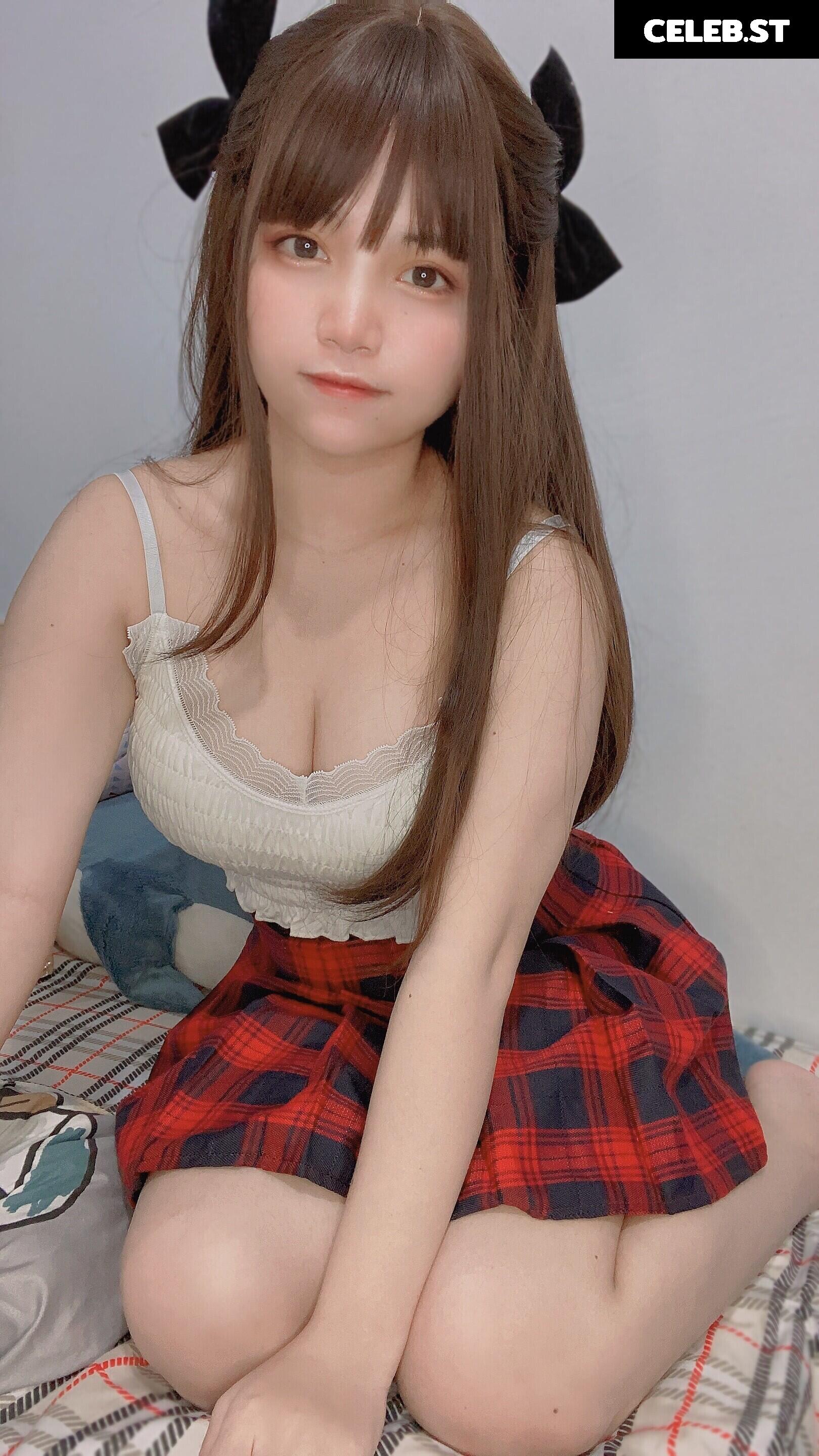 Angel chan | wlep wlop | menruinyanko_ Image 10161886