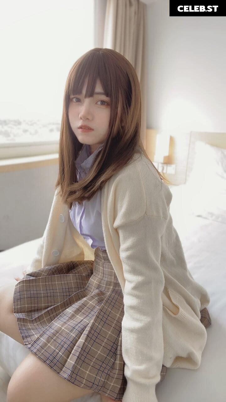 Angel chan | wlep wlop | menruinyanko_ Image 10161803