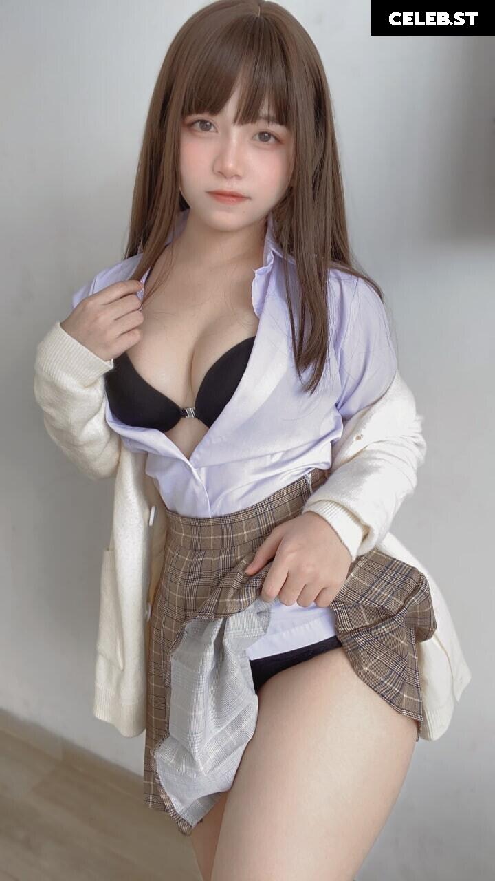 Angel chan | wlep wlop | menruinyanko_ Image 10161806