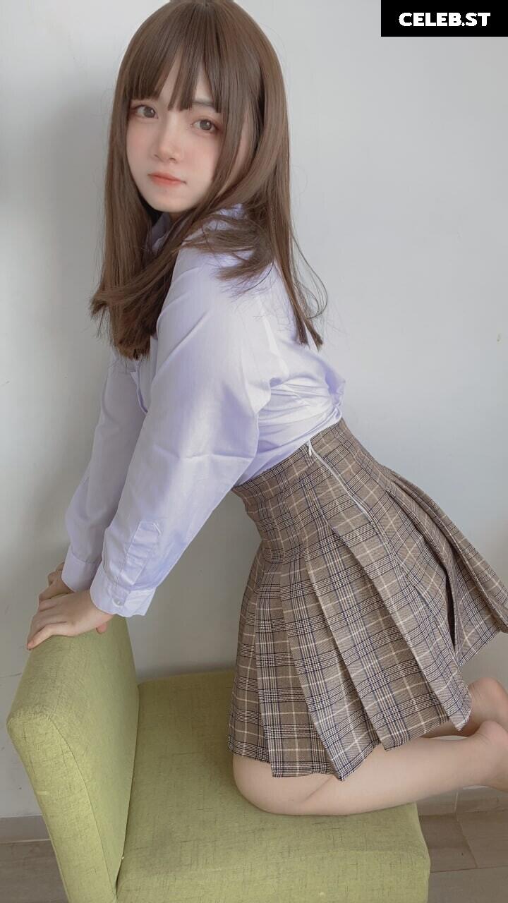 Angel chan | wlep wlop | menruinyanko_ Image 10161799