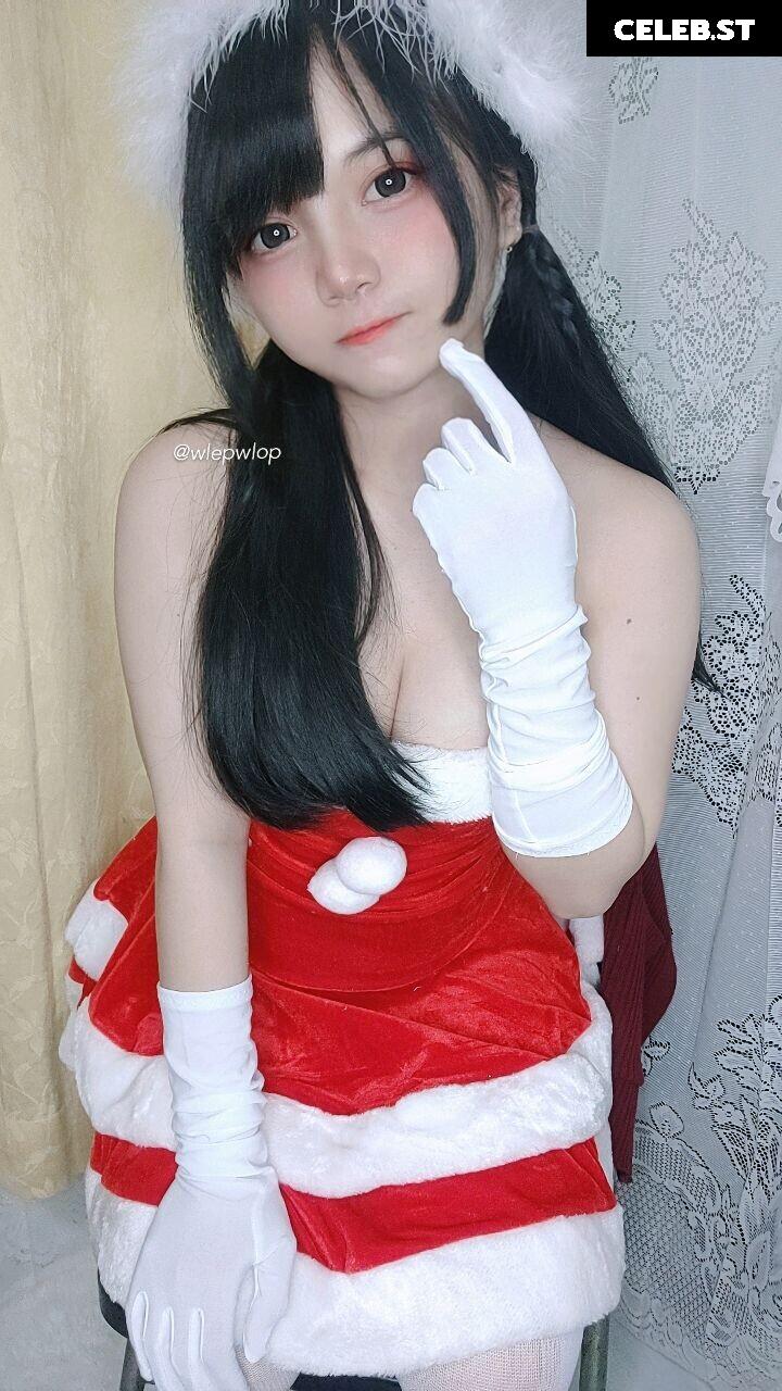 Angel chan | wlep wlop | menruinyanko_ Image 10161782