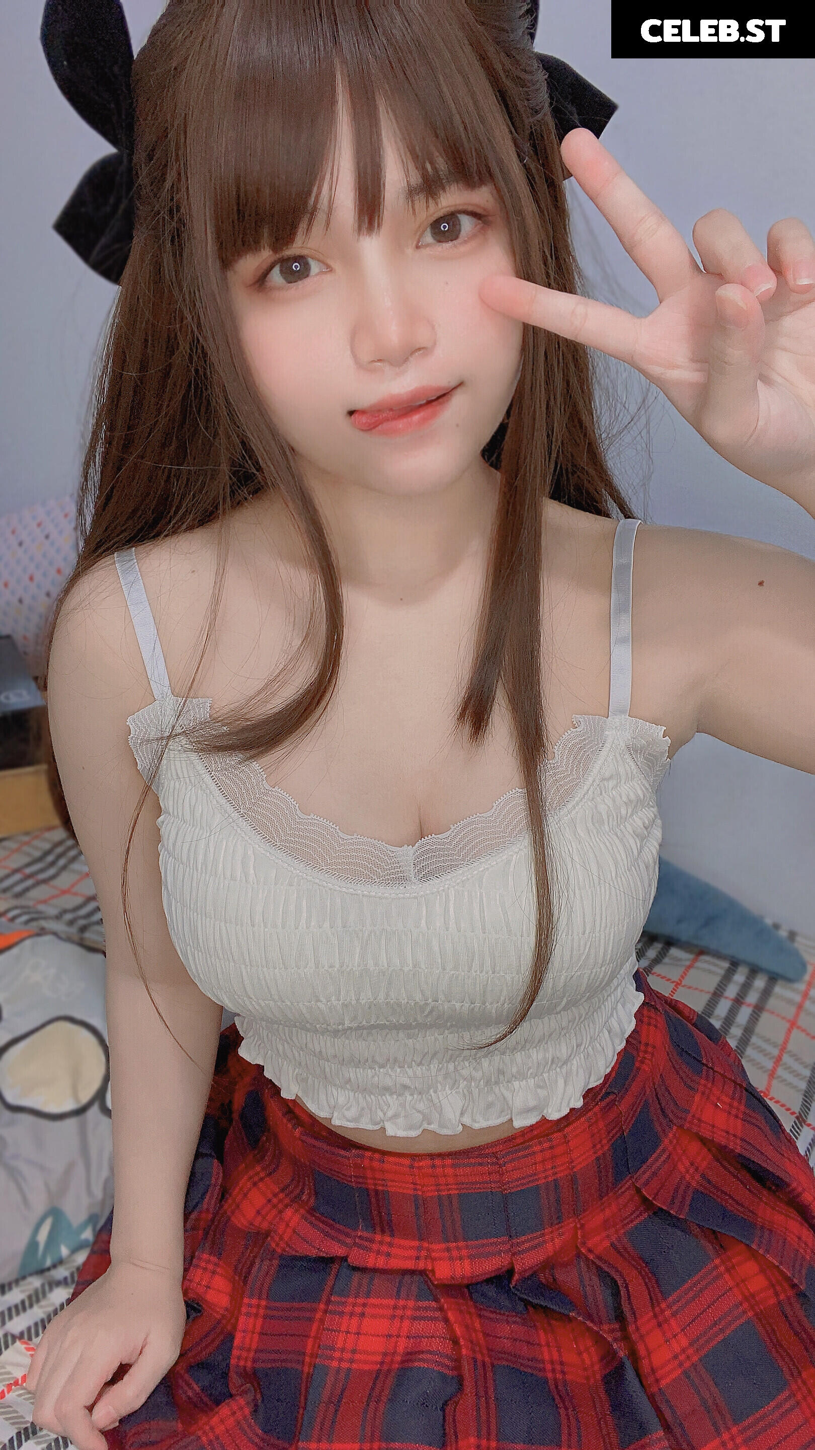 Angel chan | wlep wlop | menruinyanko_ Image 10161683