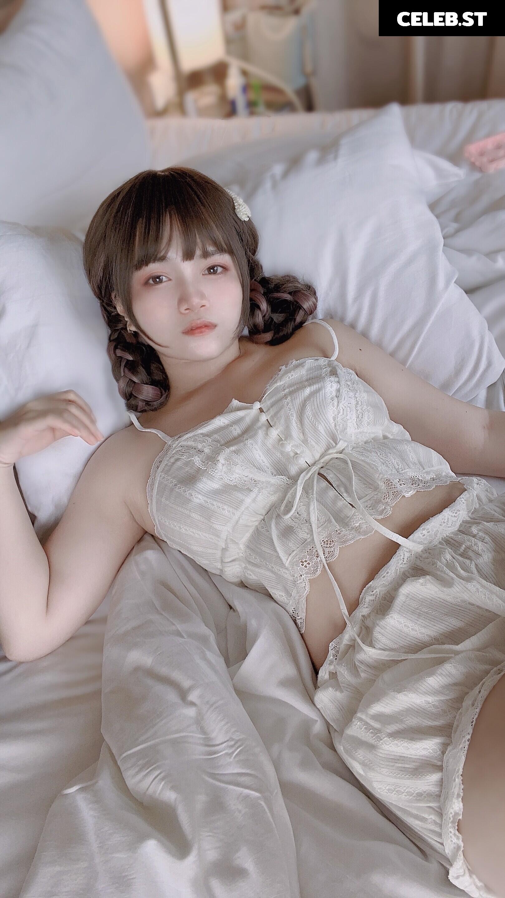 Angel chan | wlep wlop | menruinyanko_ Image 10161658