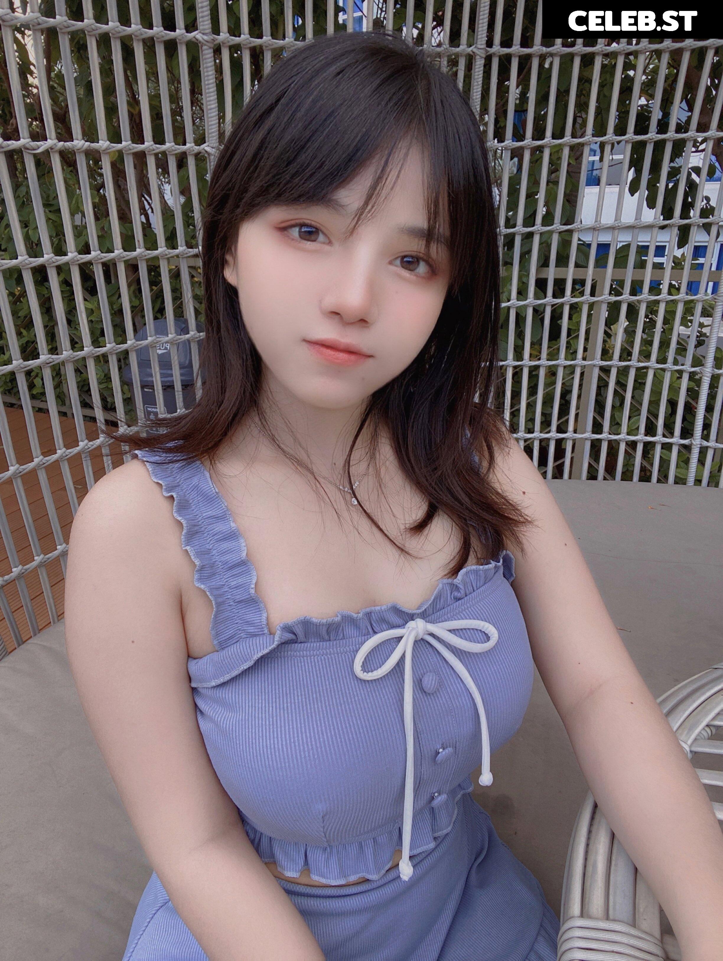 Angel chan | wlep wlop | menruinyanko_ Image 10163474