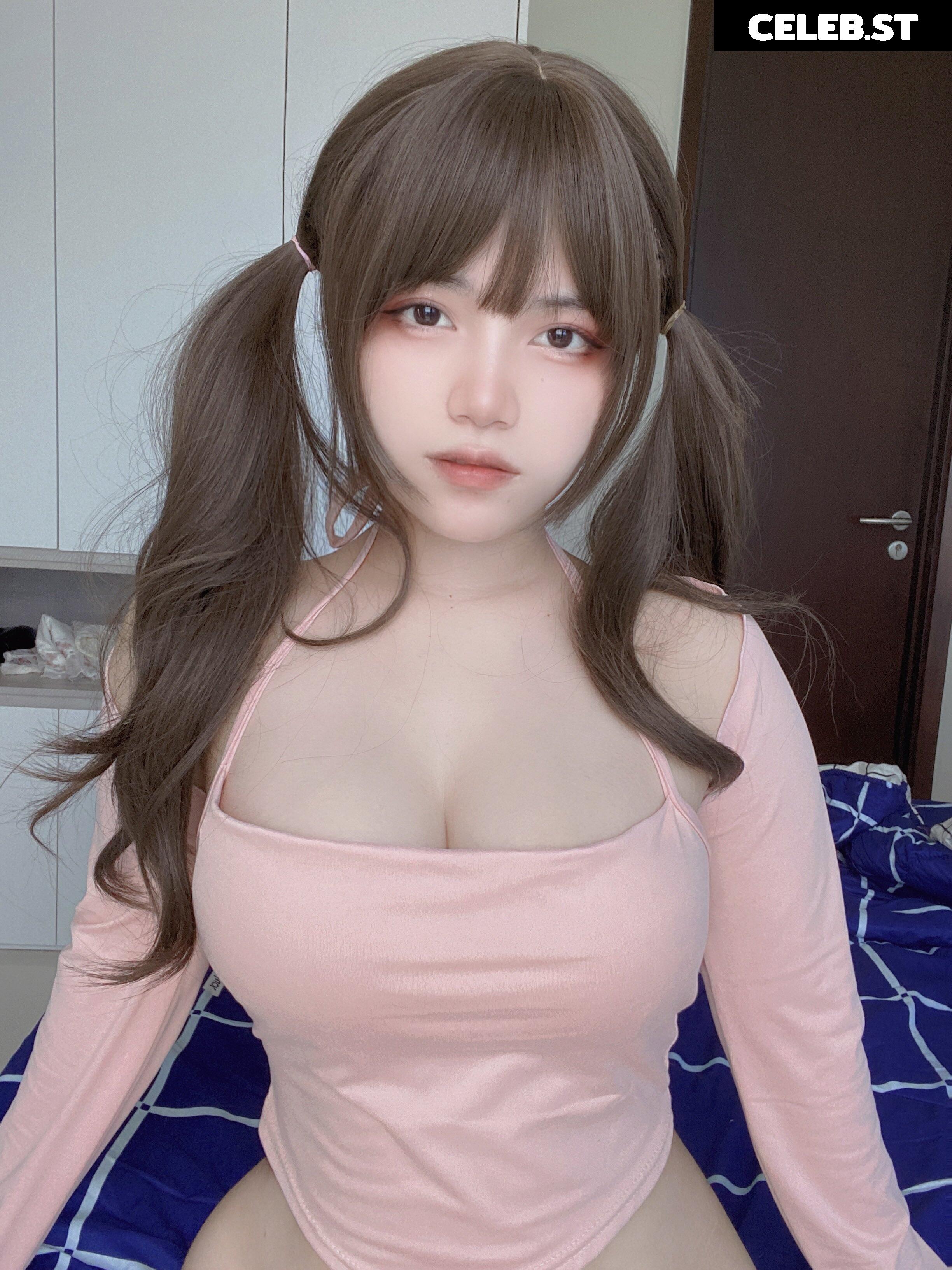 Angel chan | wlep wlop | menruinyanko_ Image 10163366