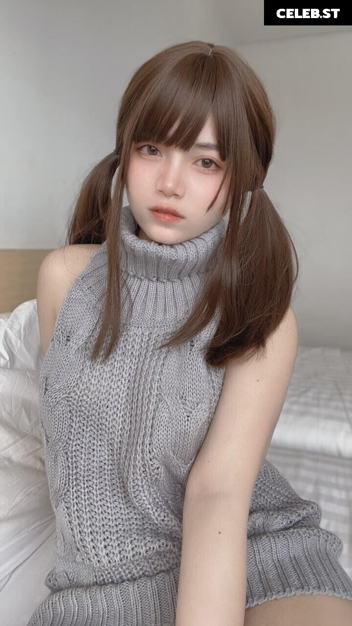 Angel chan | wlep wlop | menruinyanko_ Image 10162509