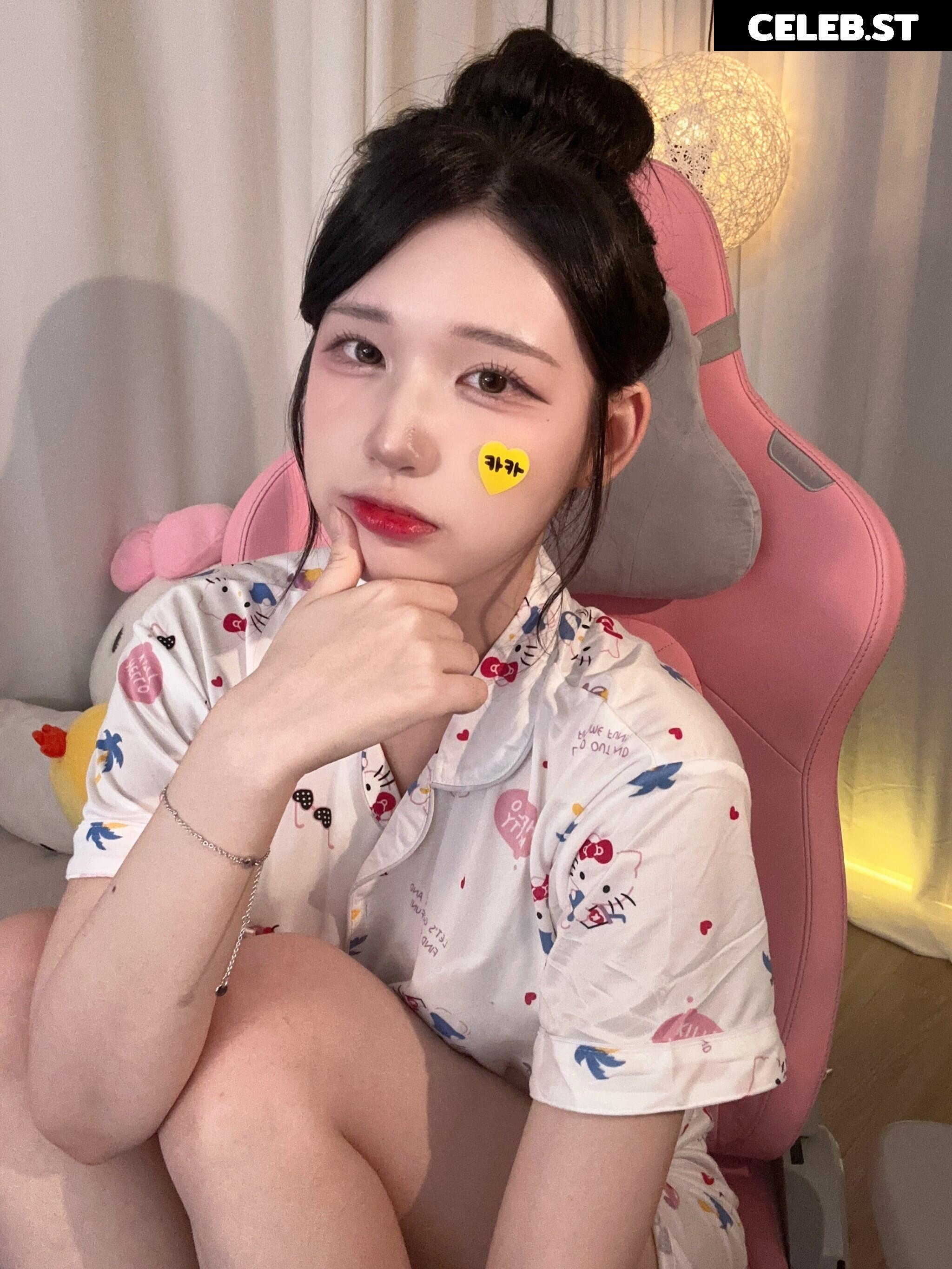 yule_.0.03 Image 10175525