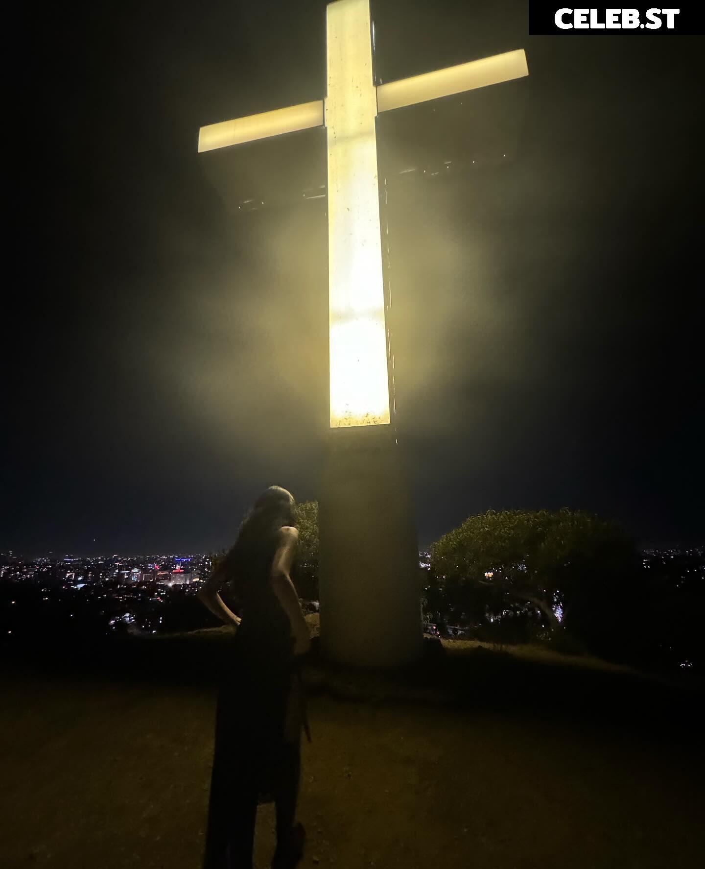 Luvstruck Image 10170407