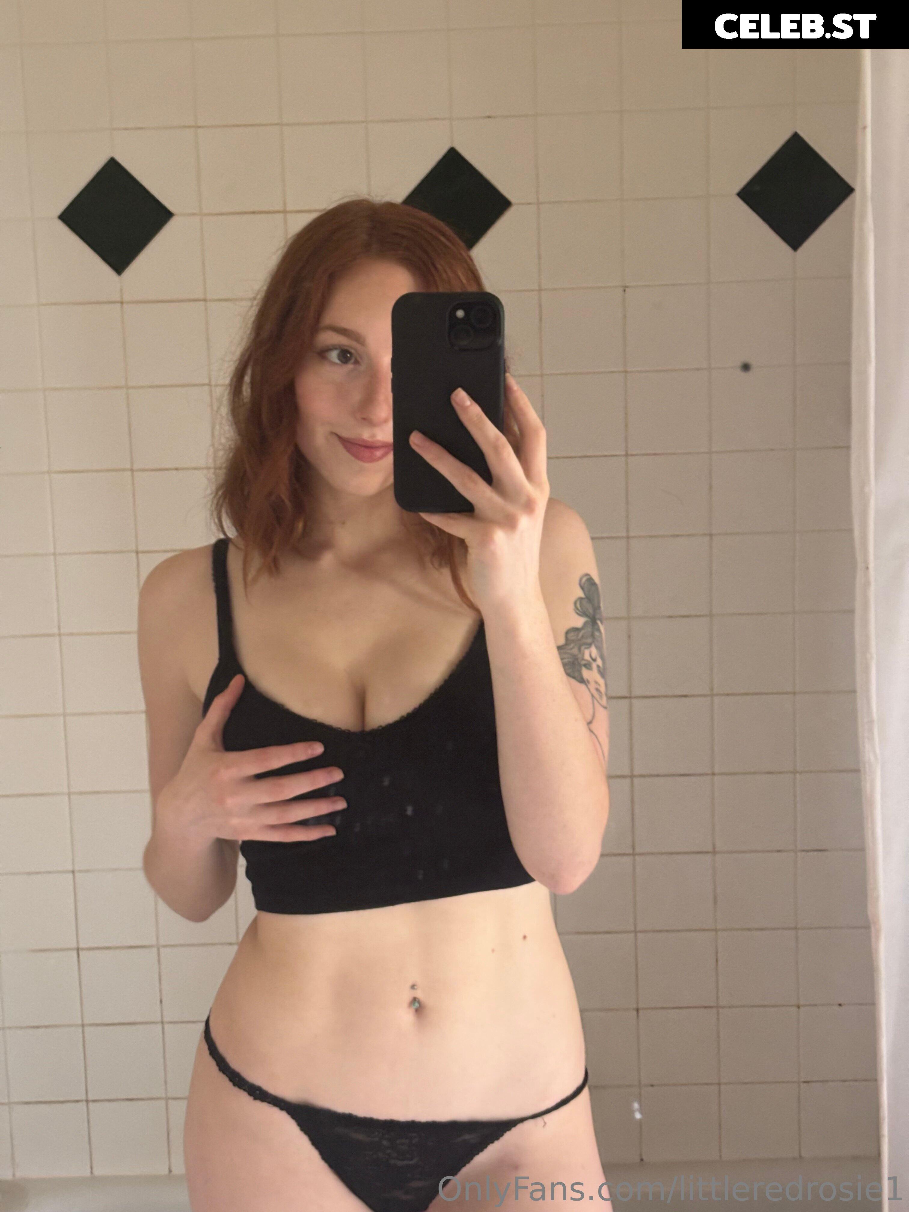 Rosie Fae / littleredrosie1 / ChanceUnlikely659 Image 10173482