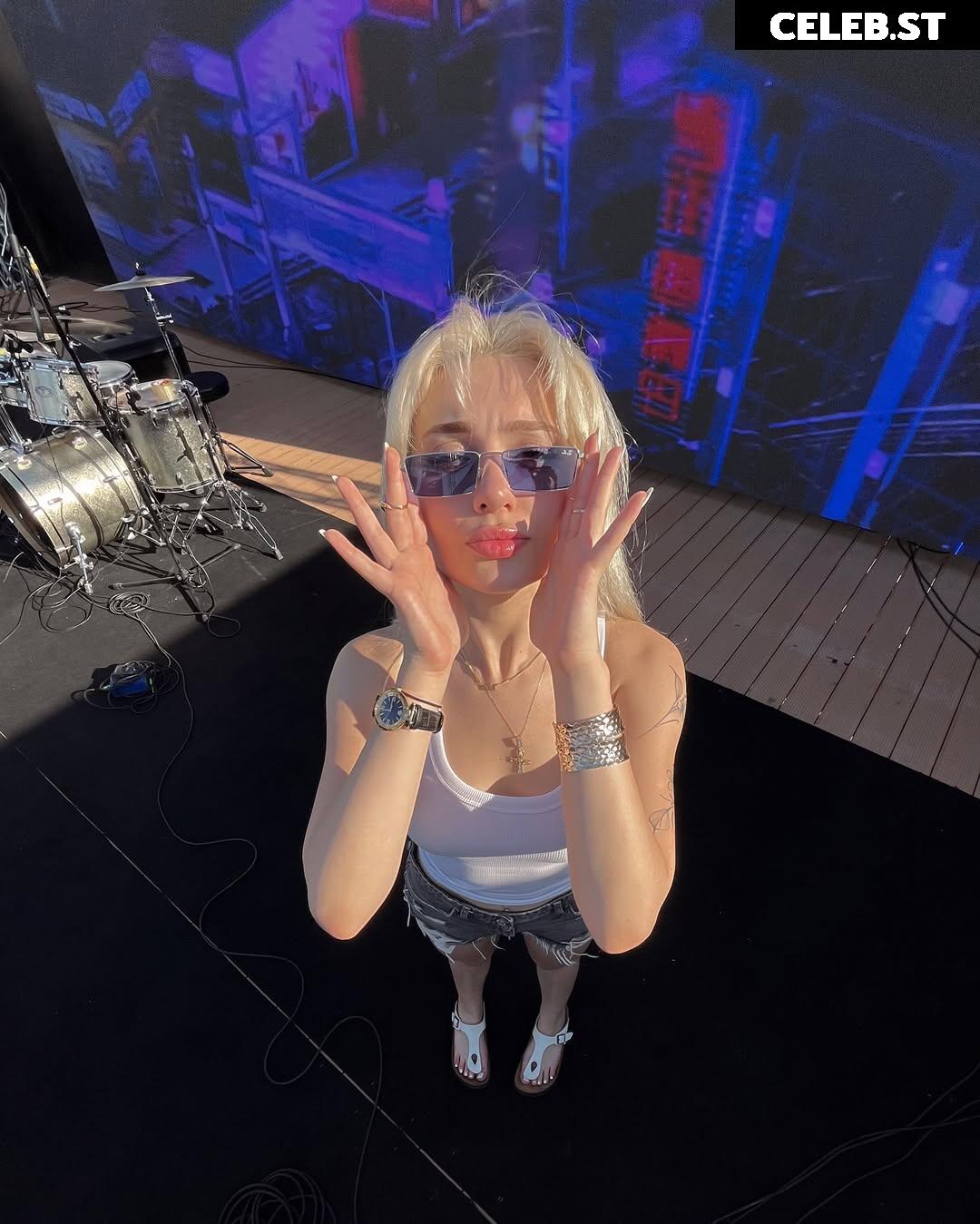 EdaMilka / Eda Eryurt Image 10172690