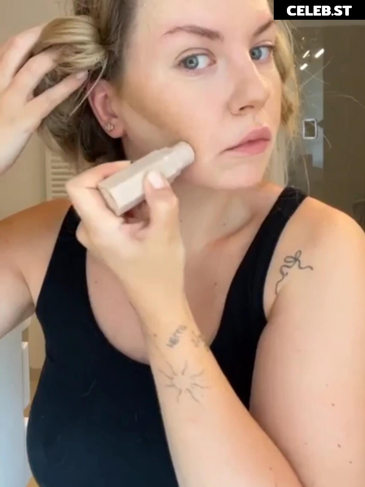 KellyMissesvlog Image 1014769