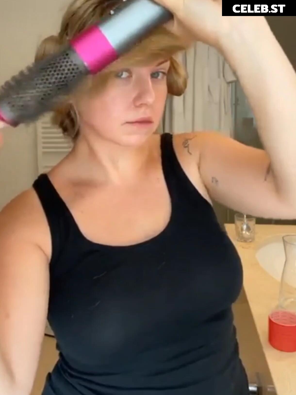 KellyMissesvlog Image 1014706