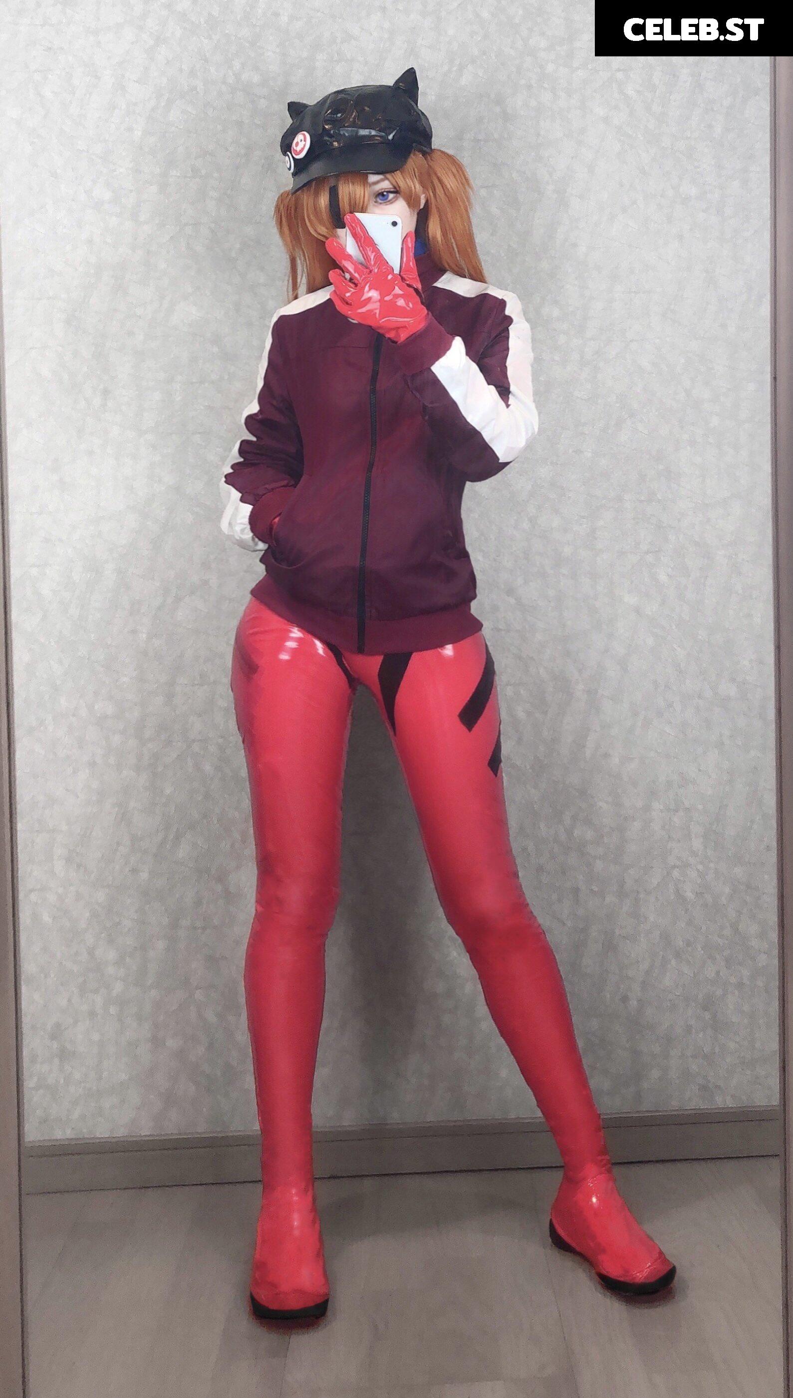Puutin_cos Image 10140459
