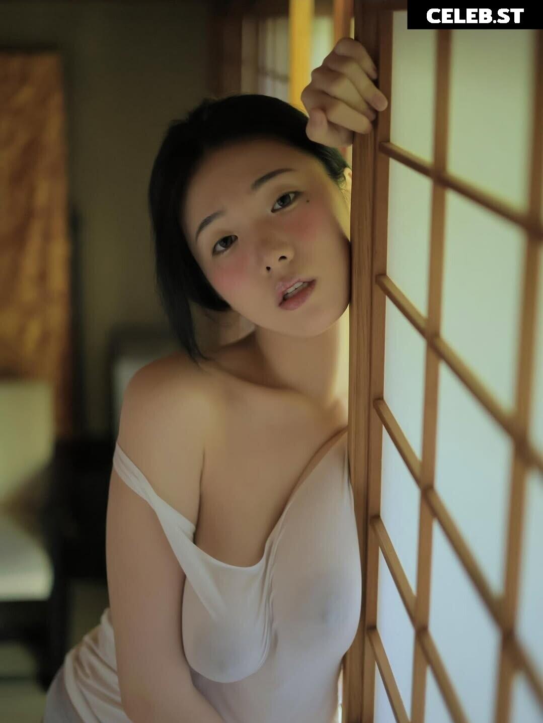 Lee Yeon-woo (이연우) | Yonu Kuro | yonu_kuro Image 10140680