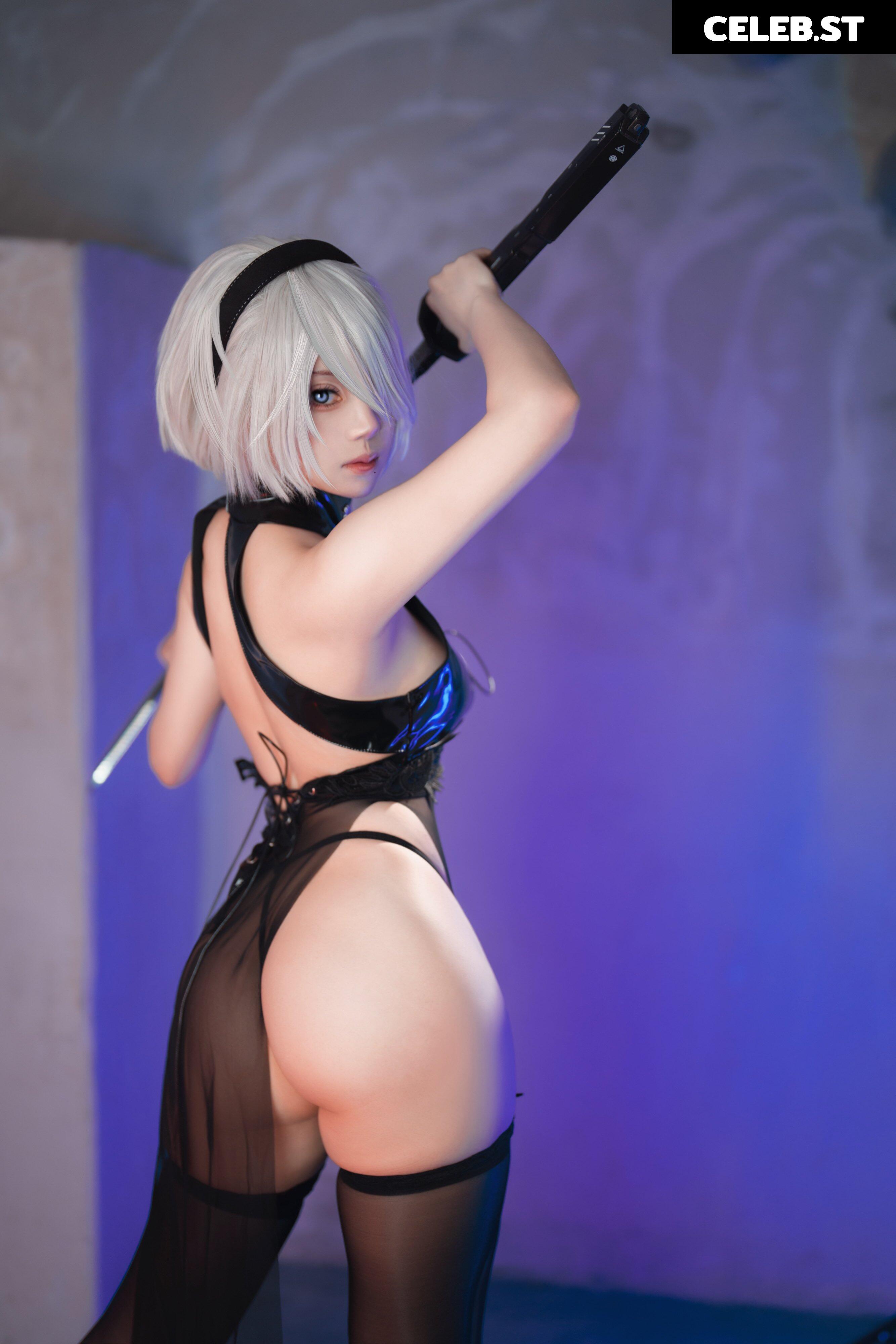 Puutin_cos Image 10143055