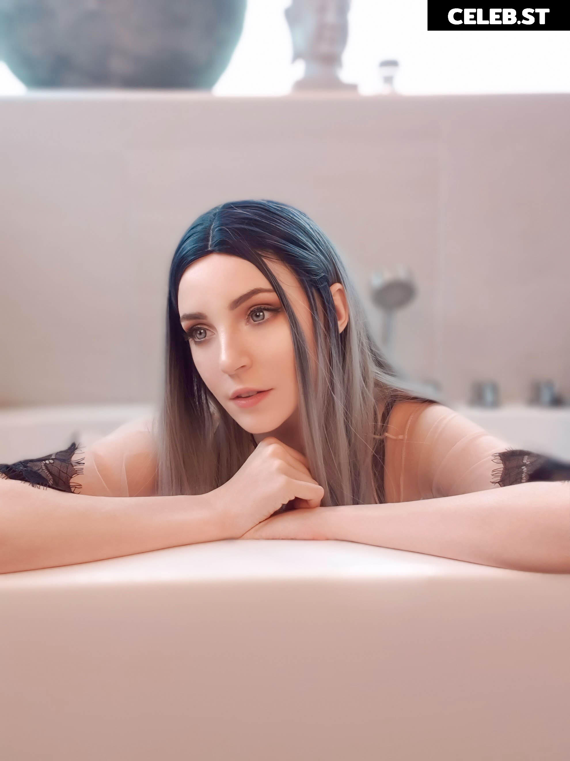 Whitespring Cosplay Image 10114489