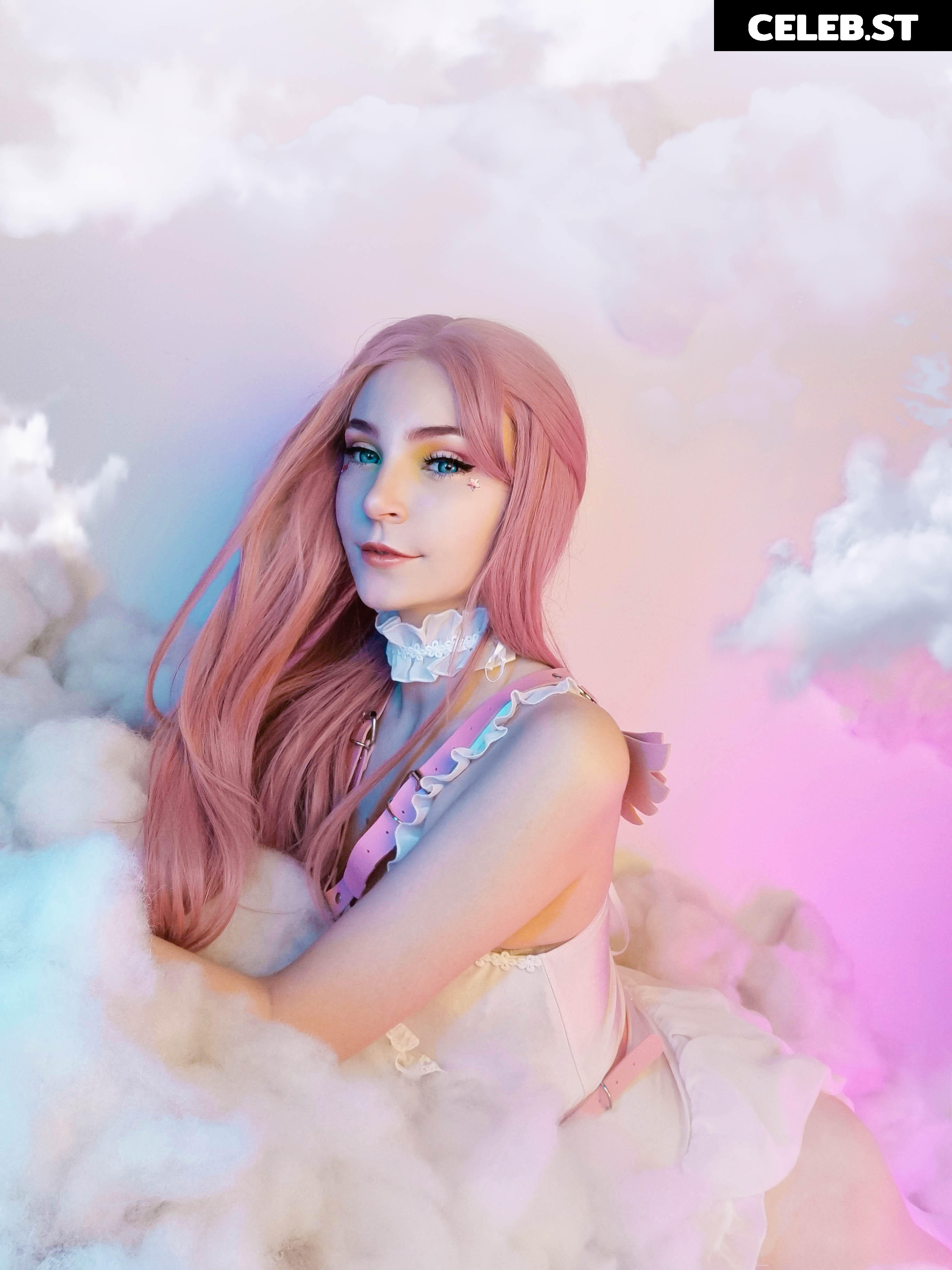 Whitespring Cosplay Image 10114739