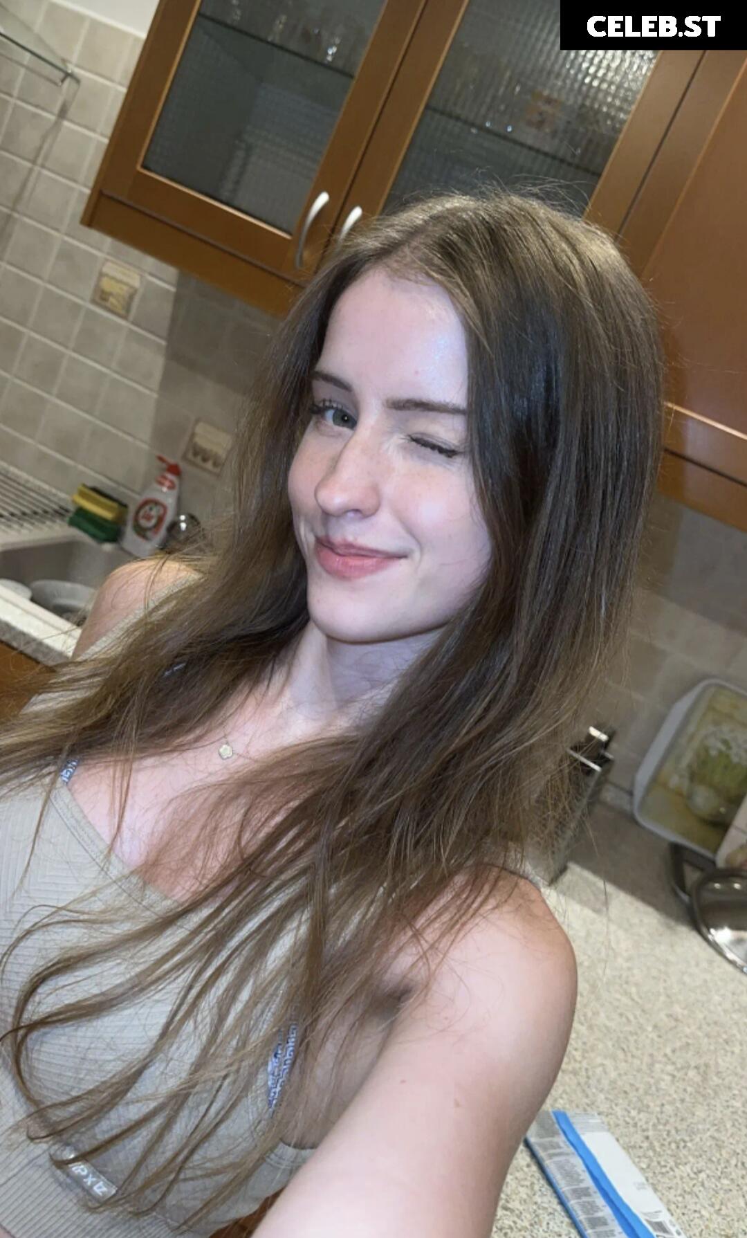 Mira Szalma Image 1012872