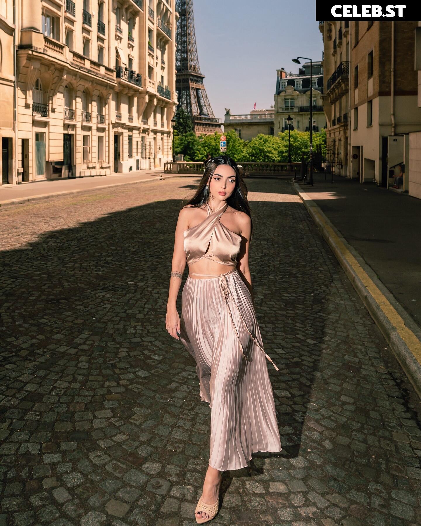 Nyvi Estephan Image 10125110