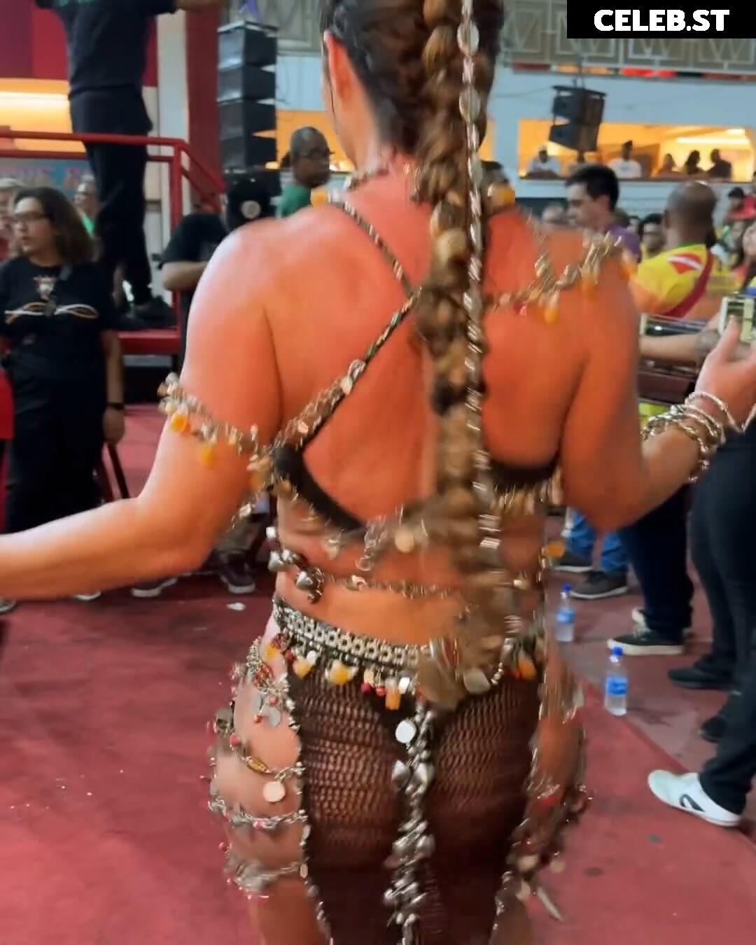 Paolla Oliveira Image 10125312