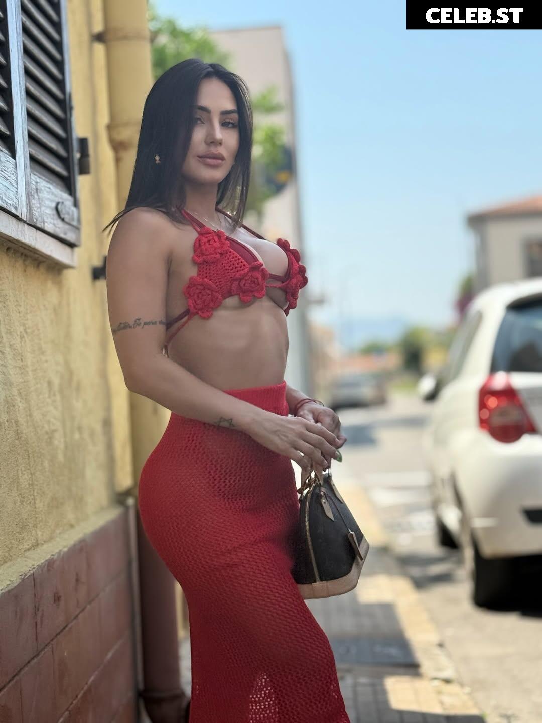 Ghi Eburneo Image 10124399