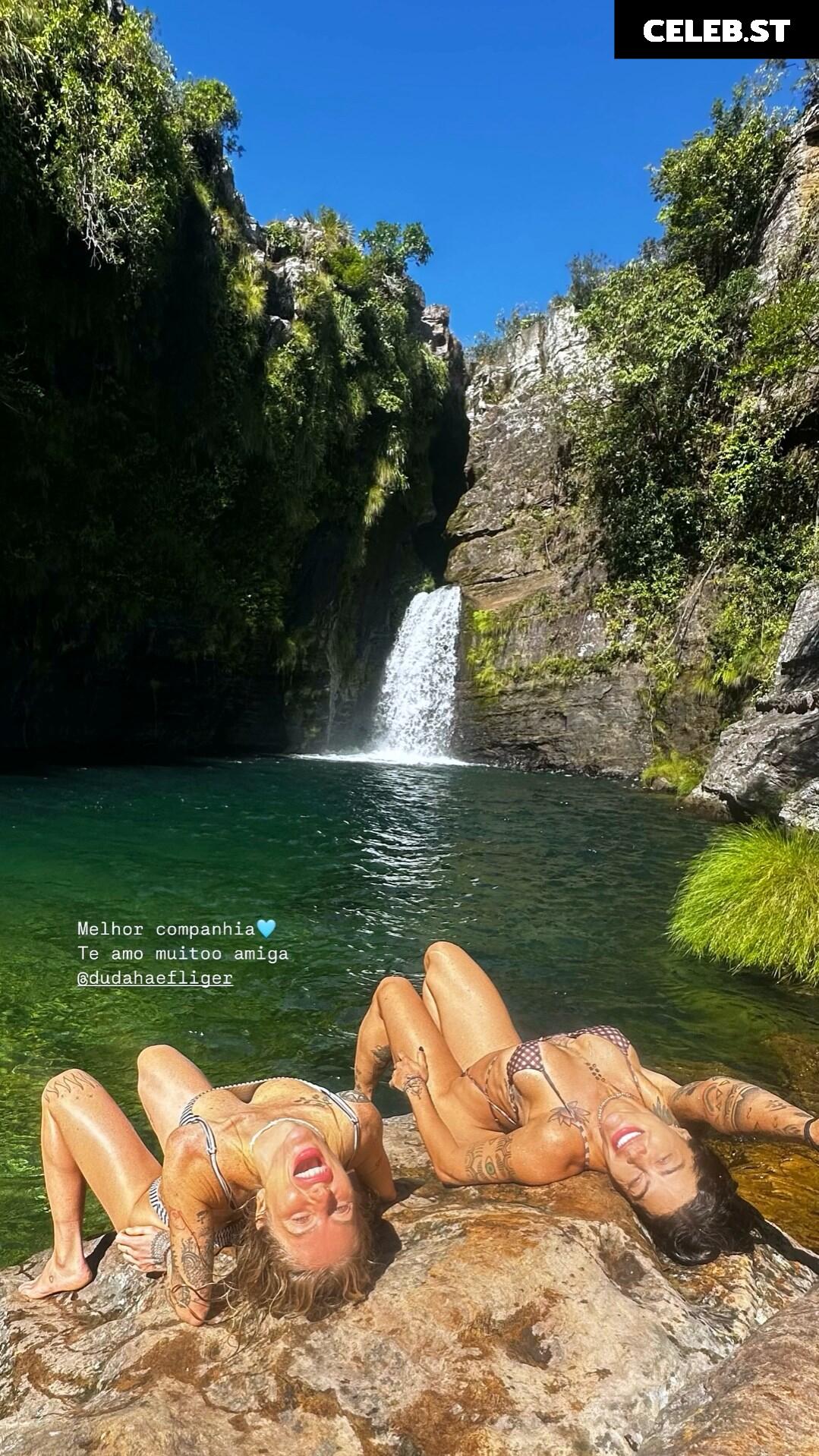 Aline Riscado Image 10121591