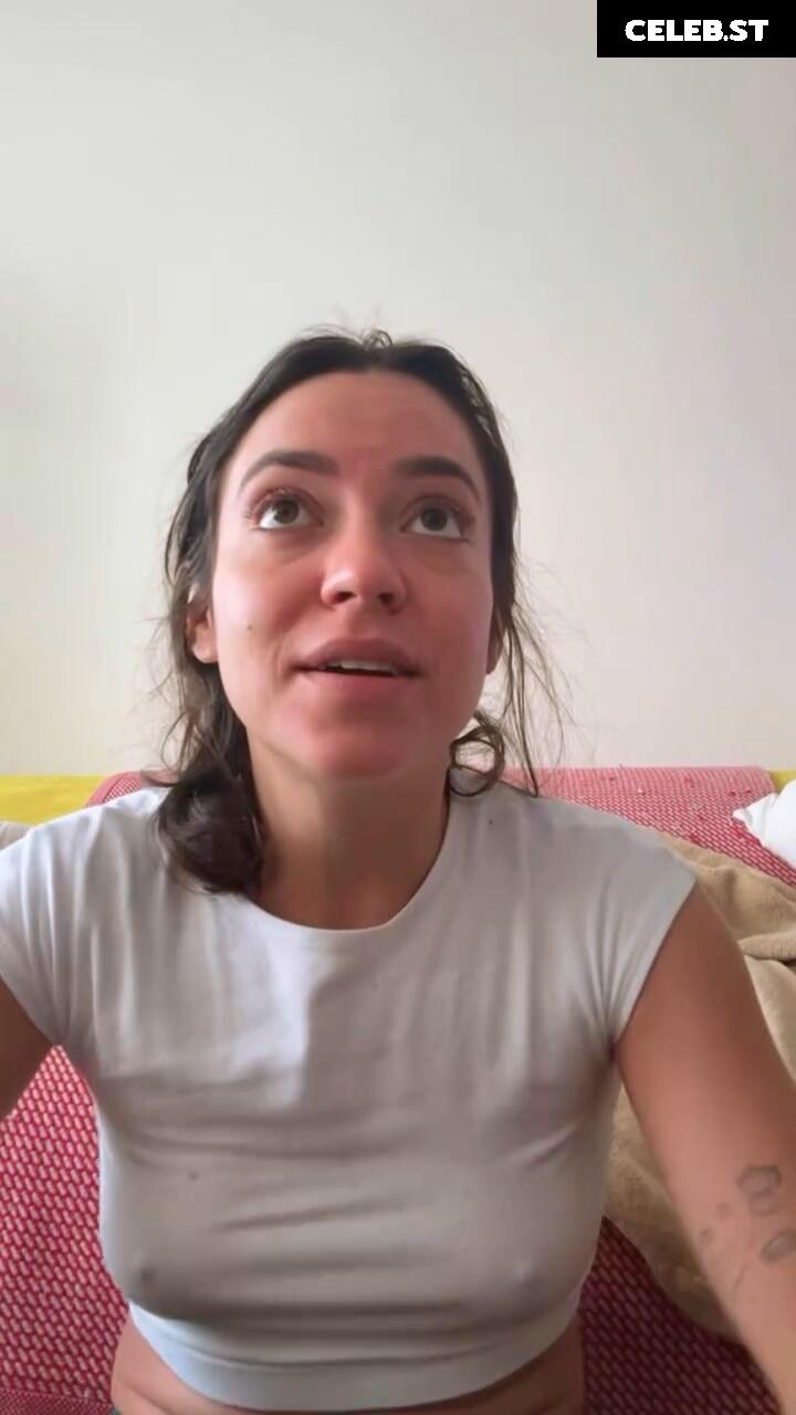 Valentina Bandeira Image 10123823
