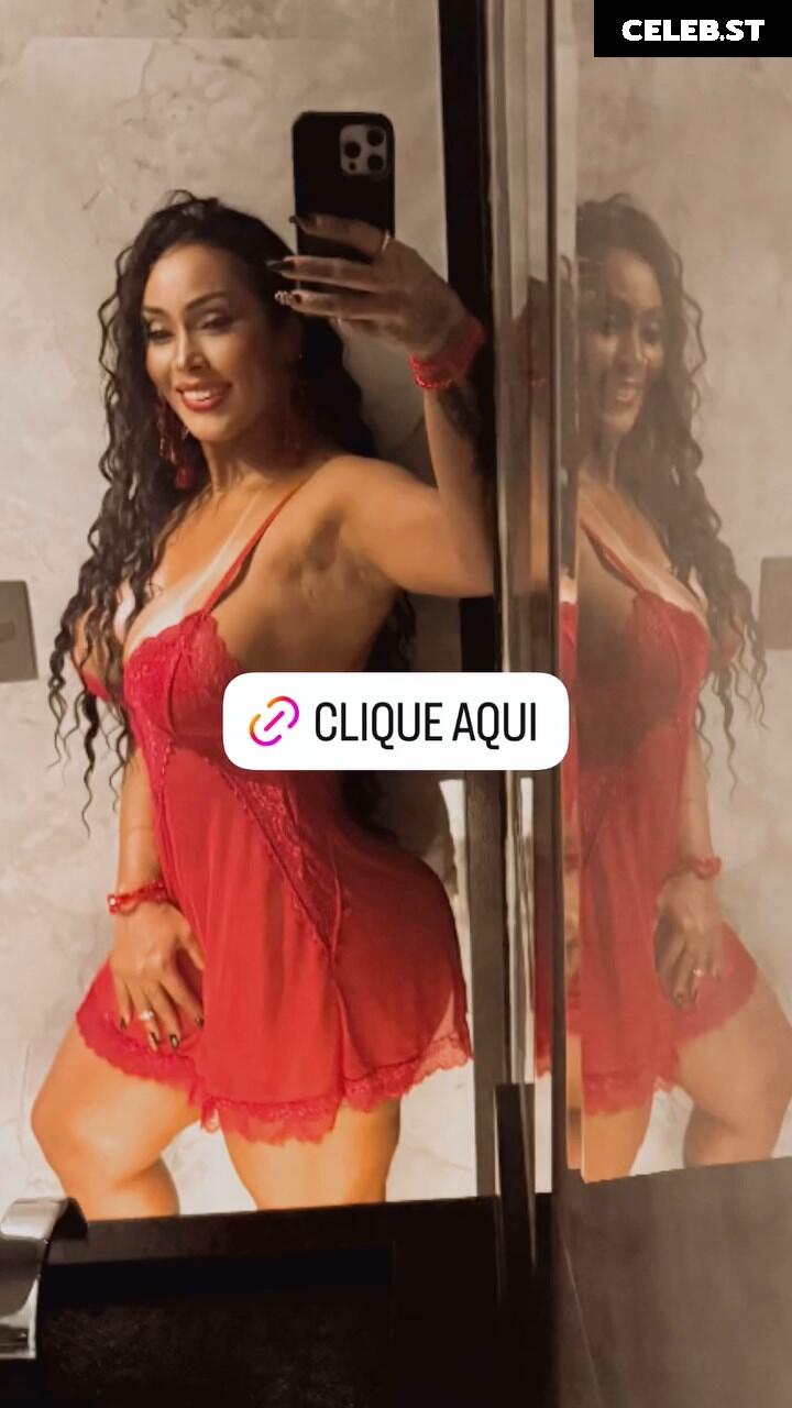 Rosiane Pinheiro Image 10123771