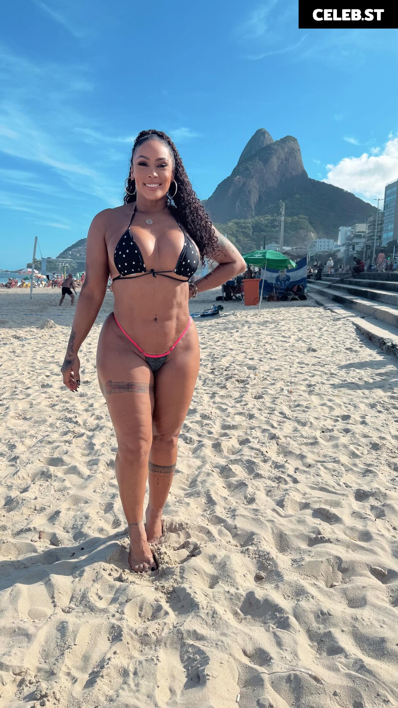 Rosiane Pinheiro Image 10123777