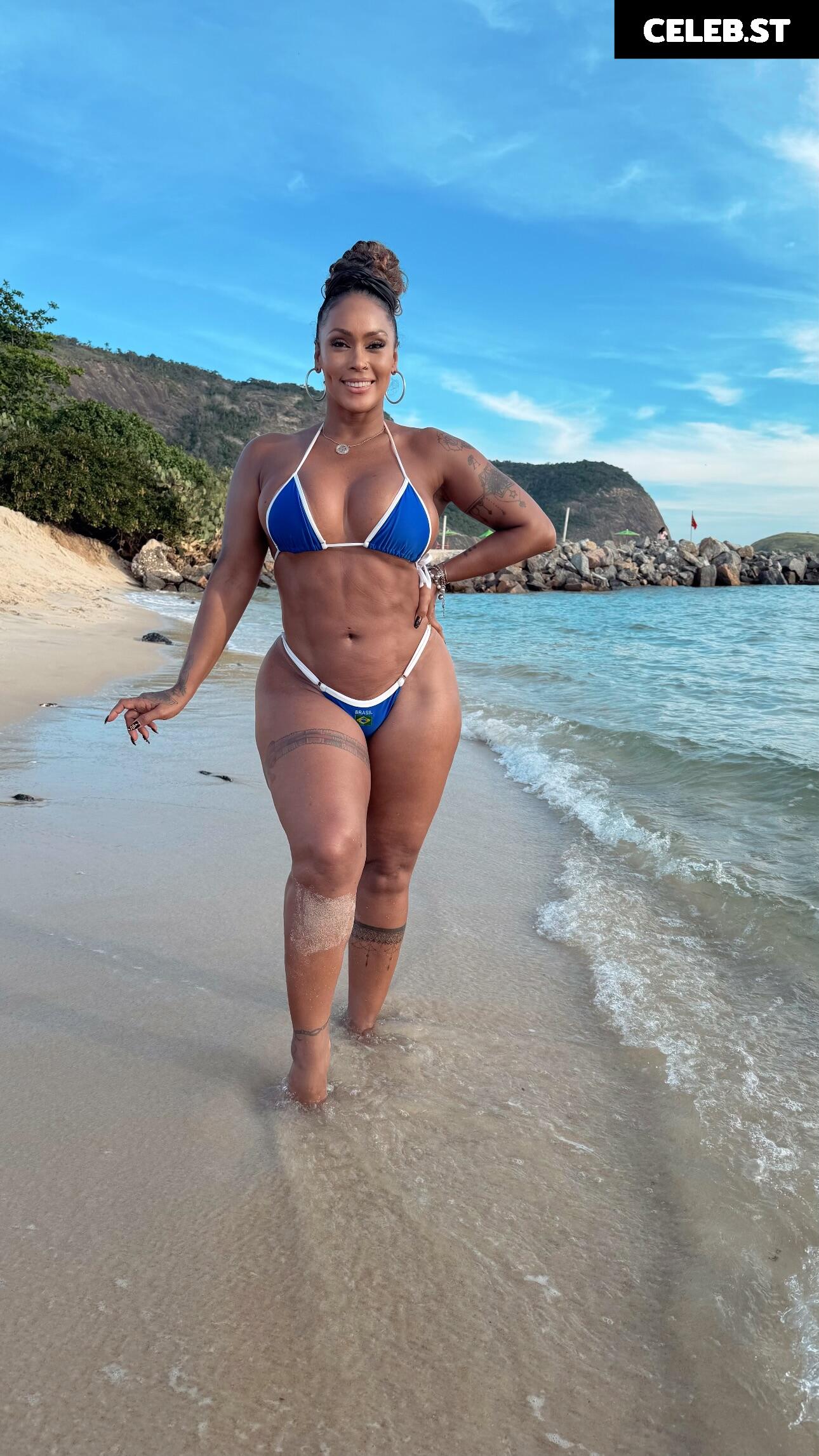 Rosiane Pinheiro Image 10123779