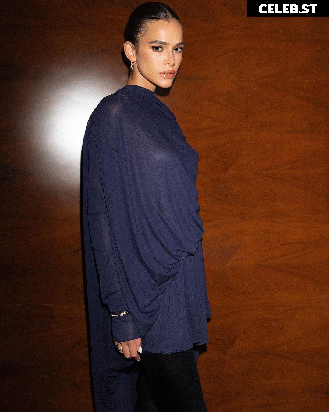 Bruna Marquezine Image 10123005