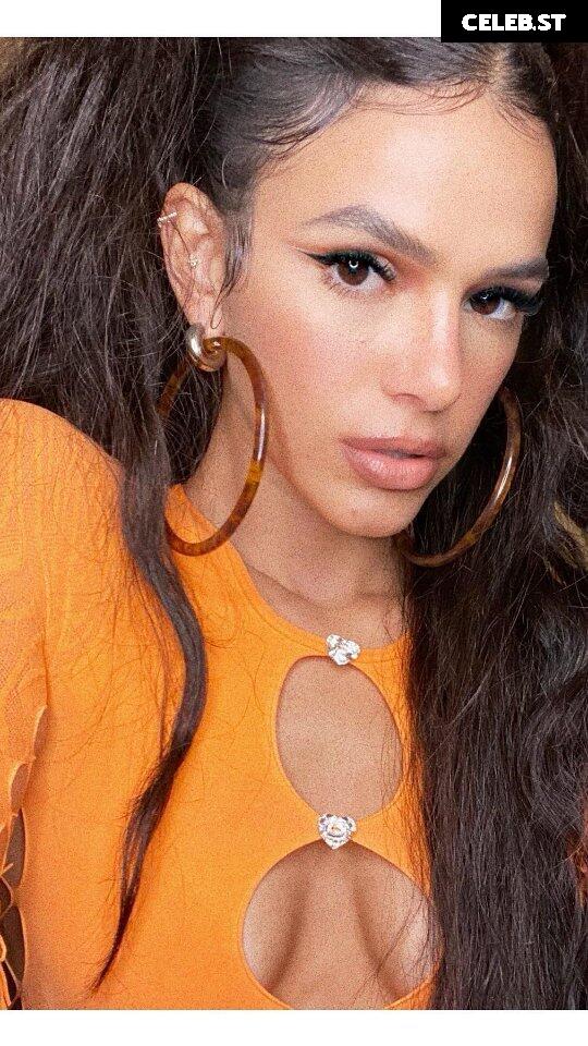 Bruna Marquezine Image 10123054