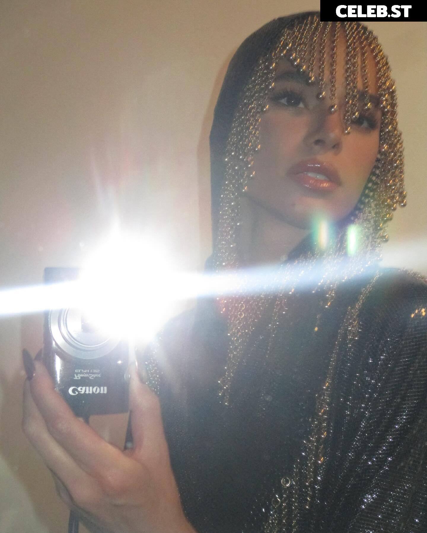 Bruna Marquezine Image 10123265