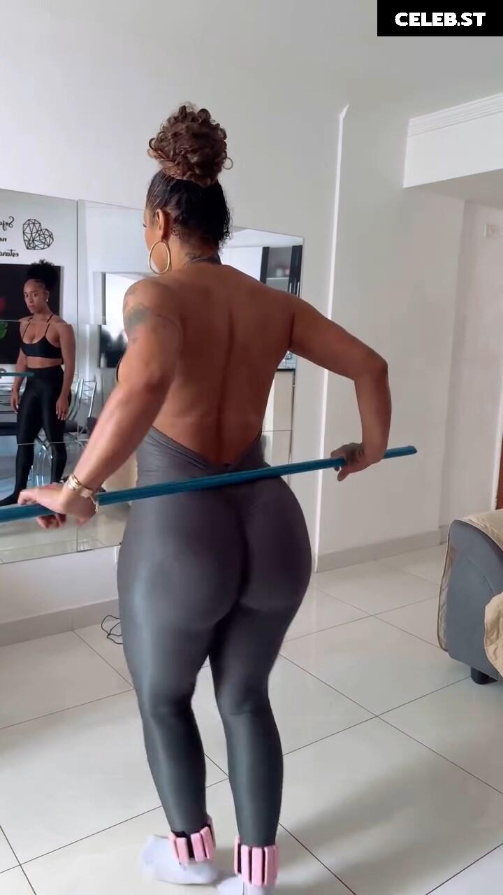 Rosiane Pinheiro Image 10122355