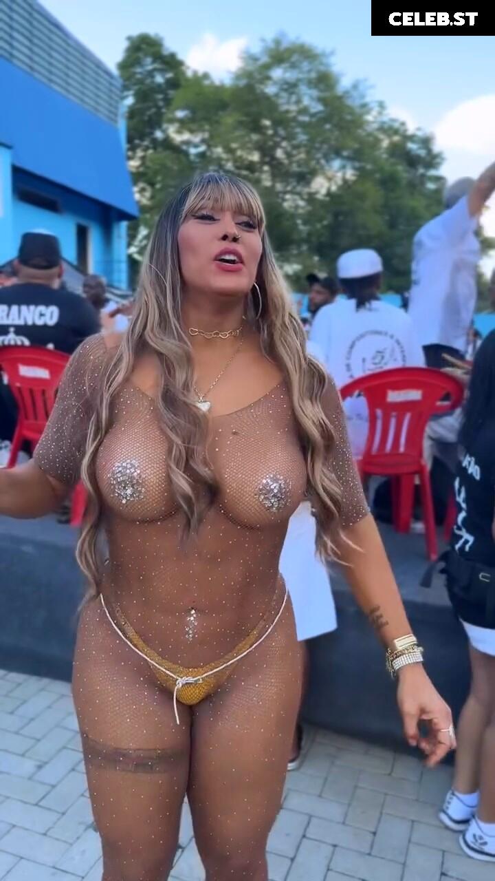 Rosiane Pinheiro Image 10122348