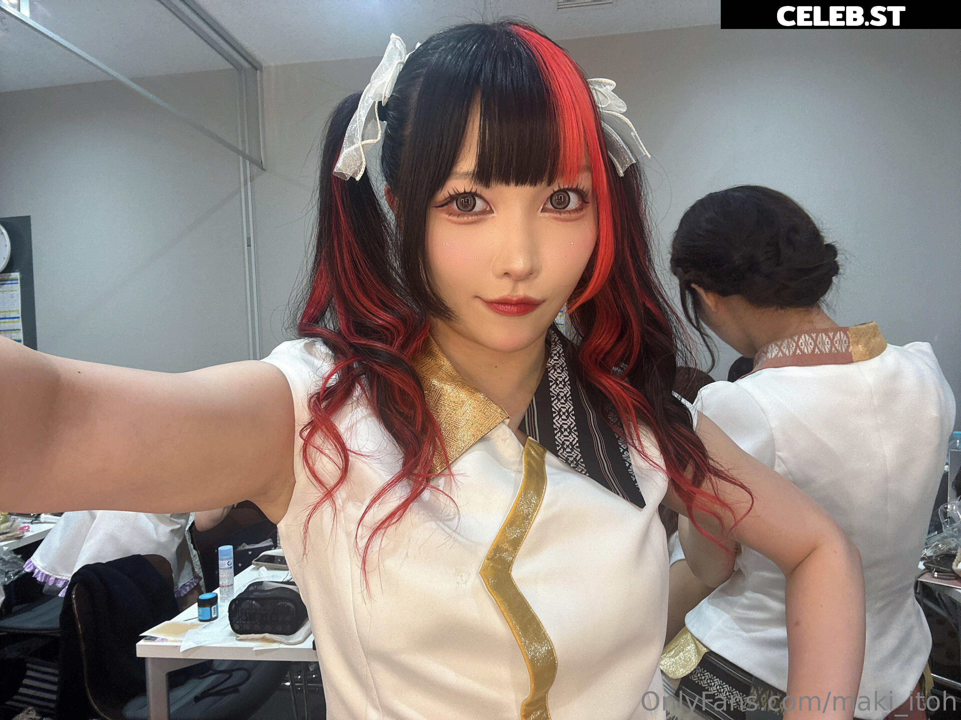 Maki Itoh Image 10138075