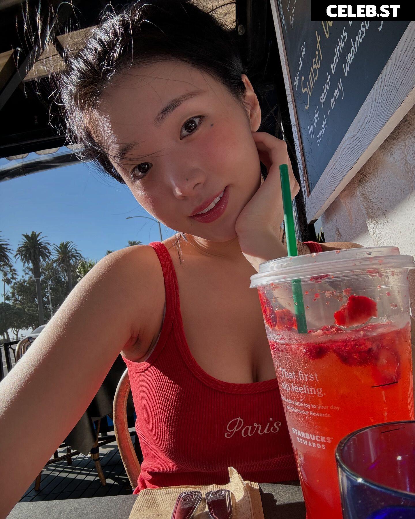 Lee Yeon-woo (이연우) | Yonu Kuro | yonu_kuro Image 10138289