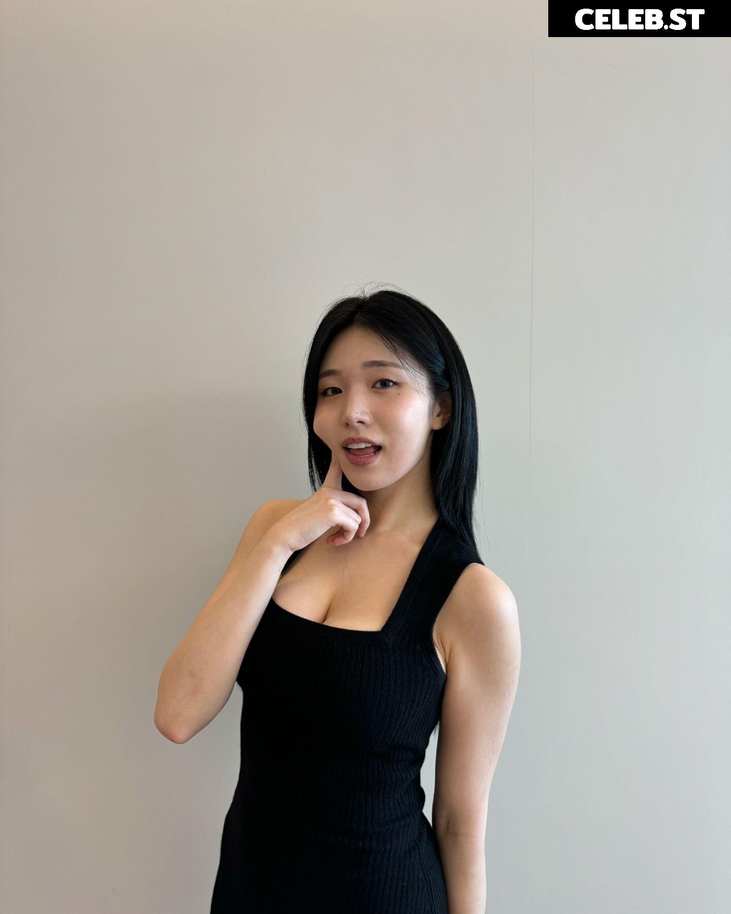 Lee Yeon-woo (이연우) | Yonu Kuro | yonu_kuro Image 10138277