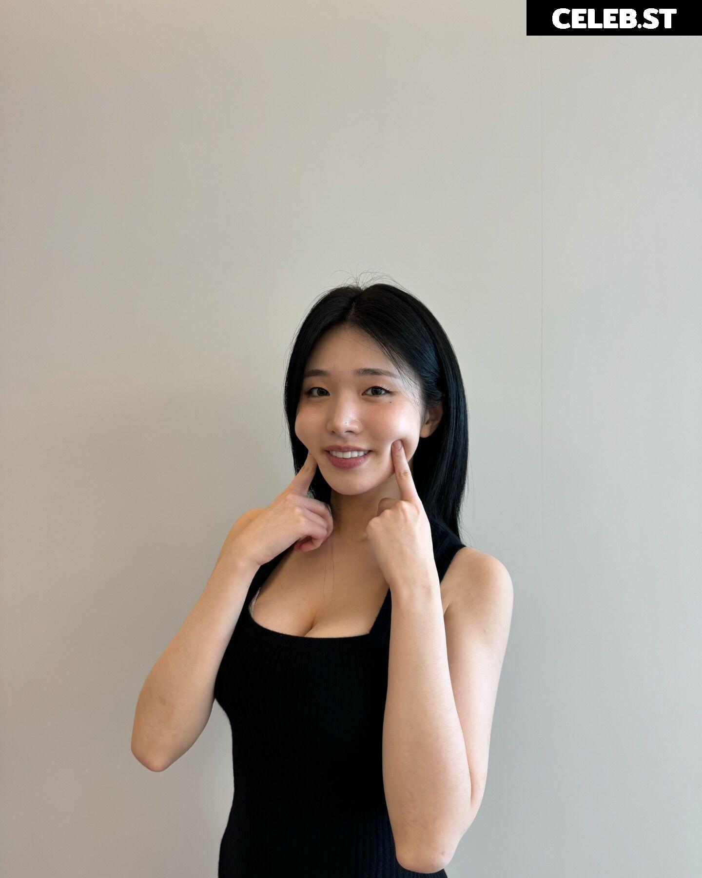 Lee Yeon-woo (이연우) | Yonu Kuro | yonu_kuro Image 10138279