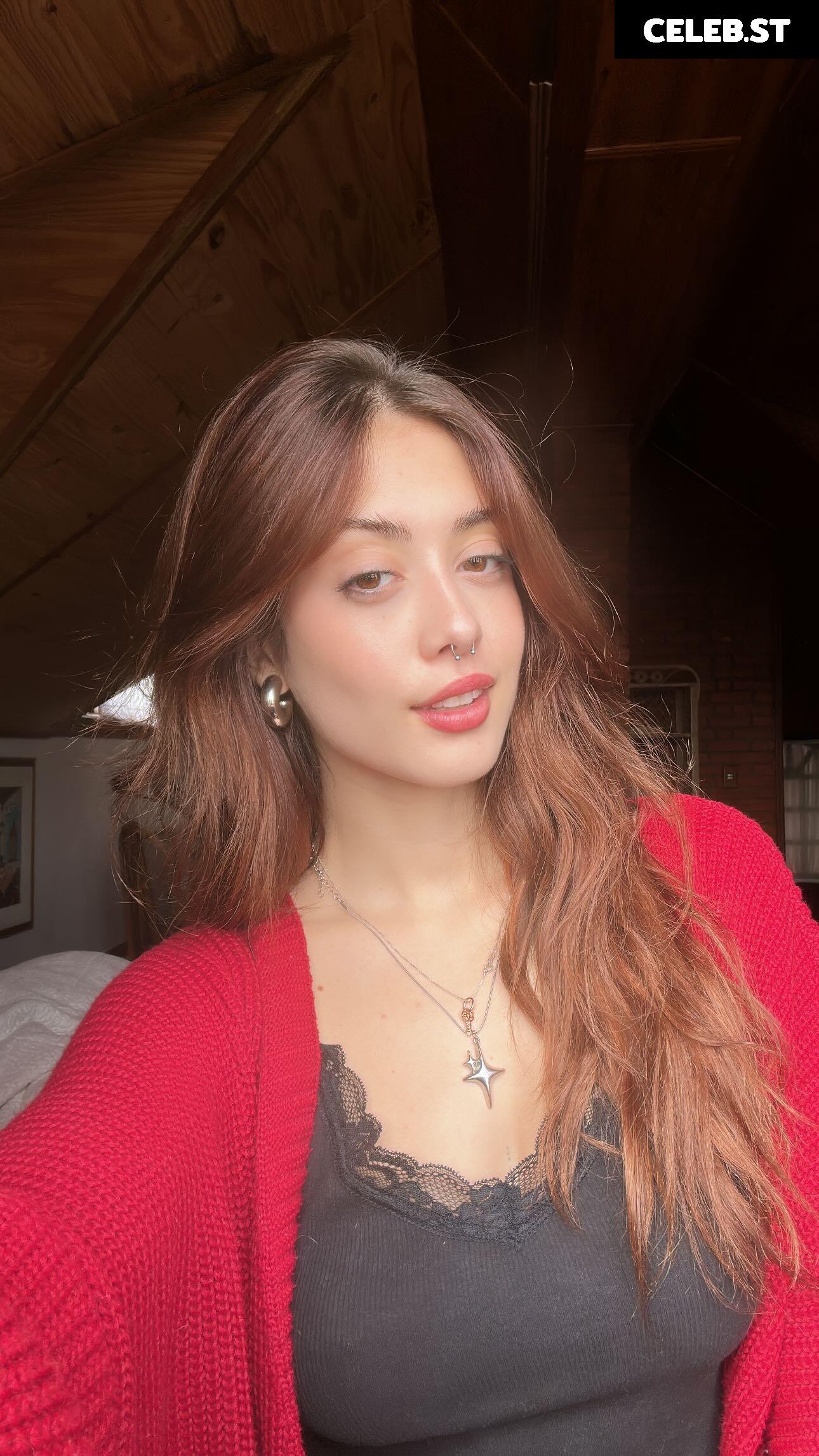 Ananda Morais Image 10135793