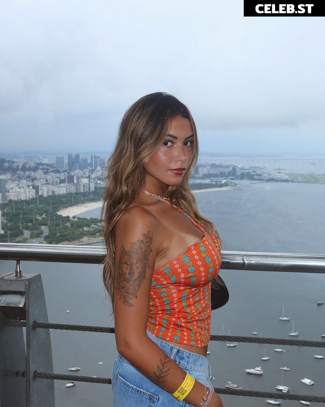 Gabriela Moura | gabimfmoura Image 10134022