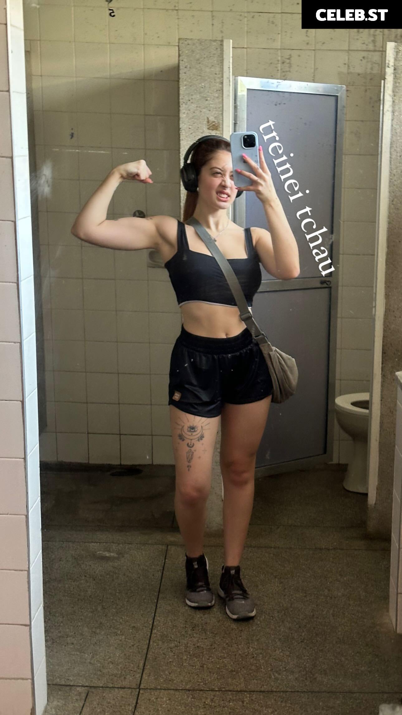 Ananda Morais Image 10131539