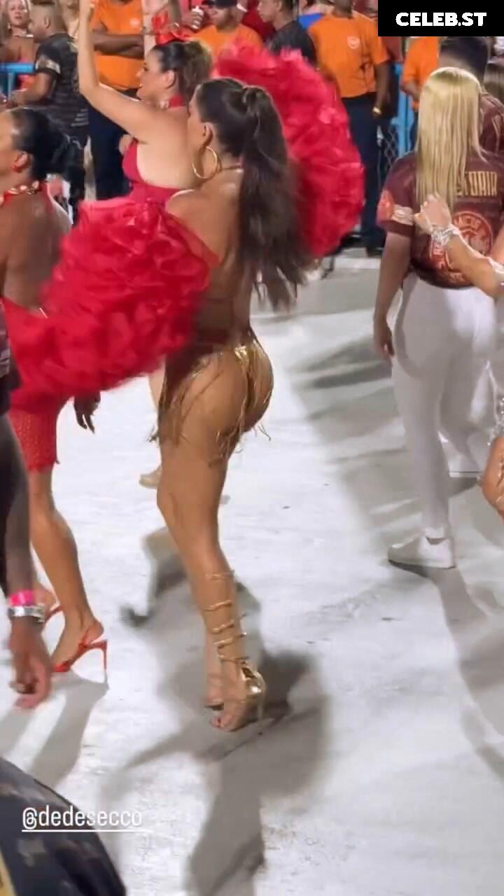 Deborah Secco Image 10132969