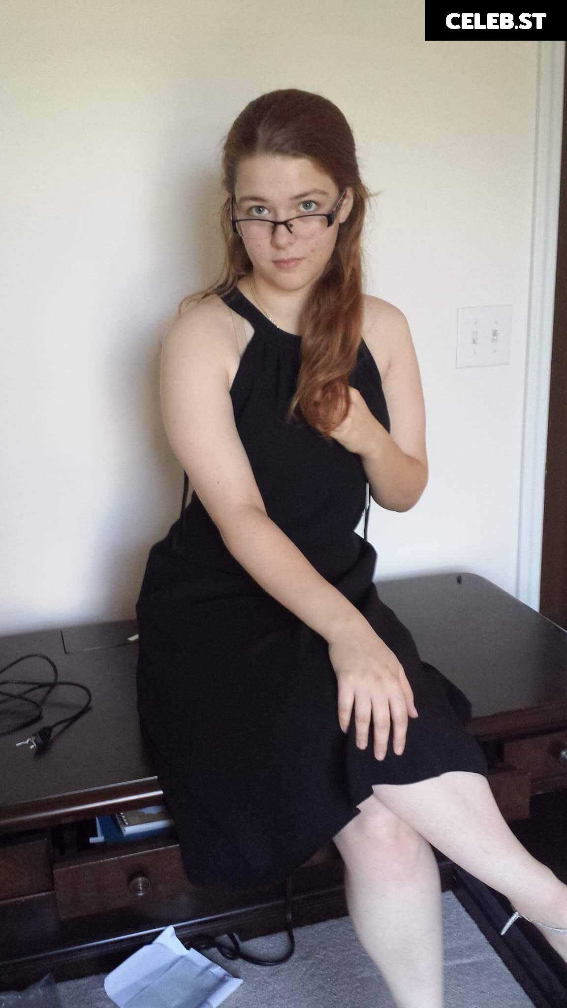 Swingerwanabe | LouisvilleCuckCouple | amber_hotwife | Amber Wanabe Image 10106360